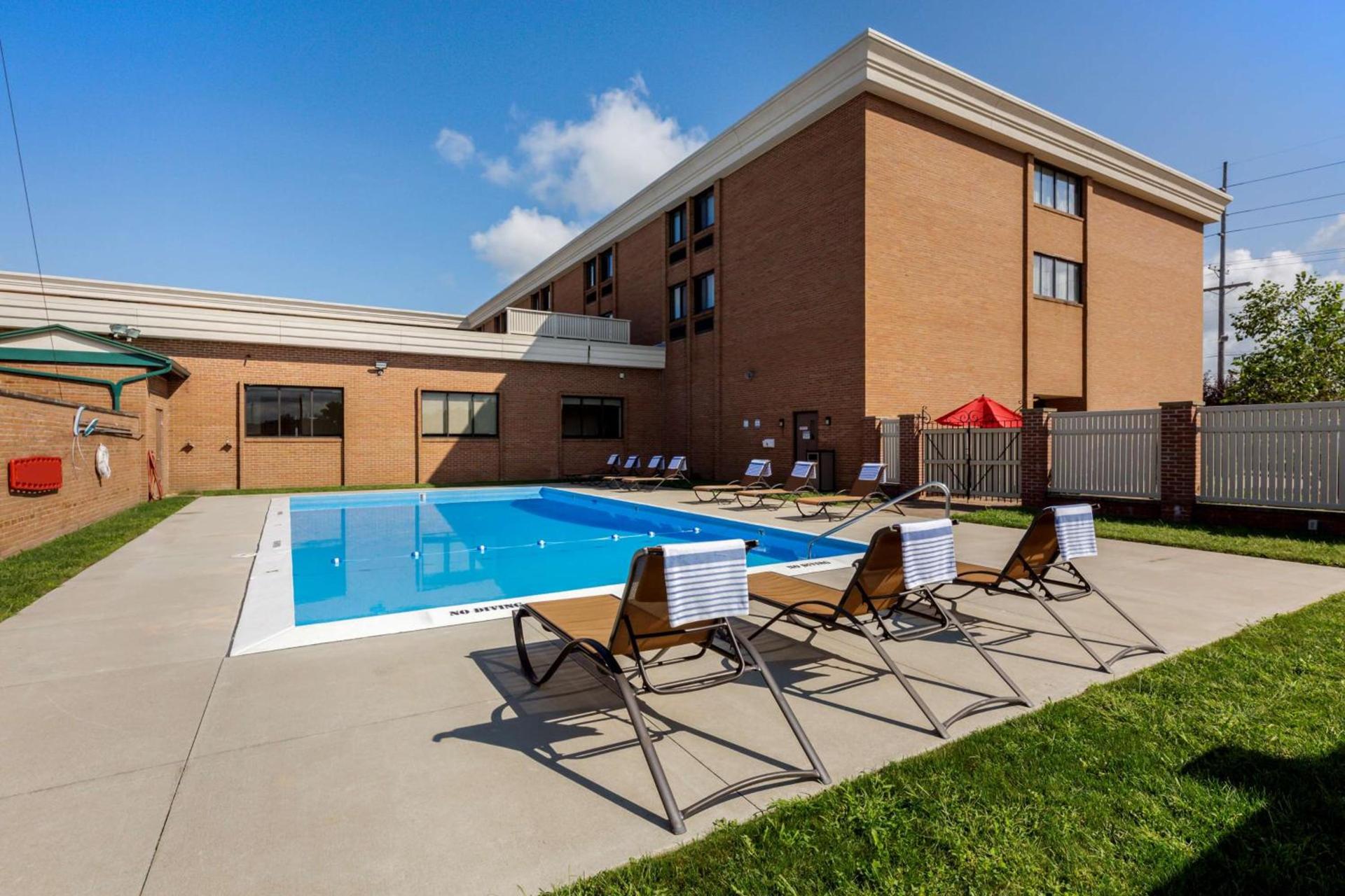 Best Western Plus Wooster Hotel & Conference Center photo 7