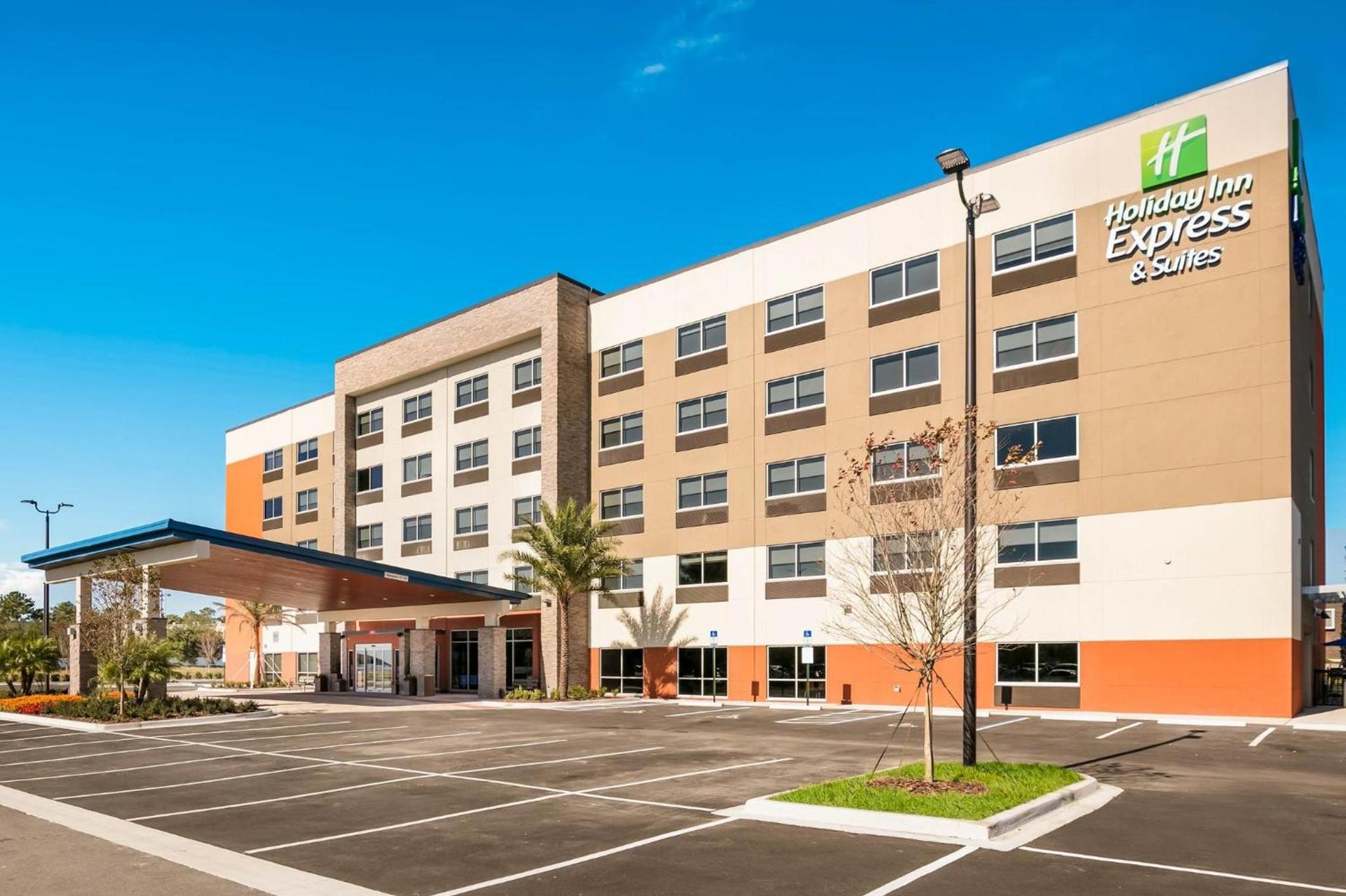 Holiday Inn Express & Suites Jacksonville - Town Center by IHG photo 19
