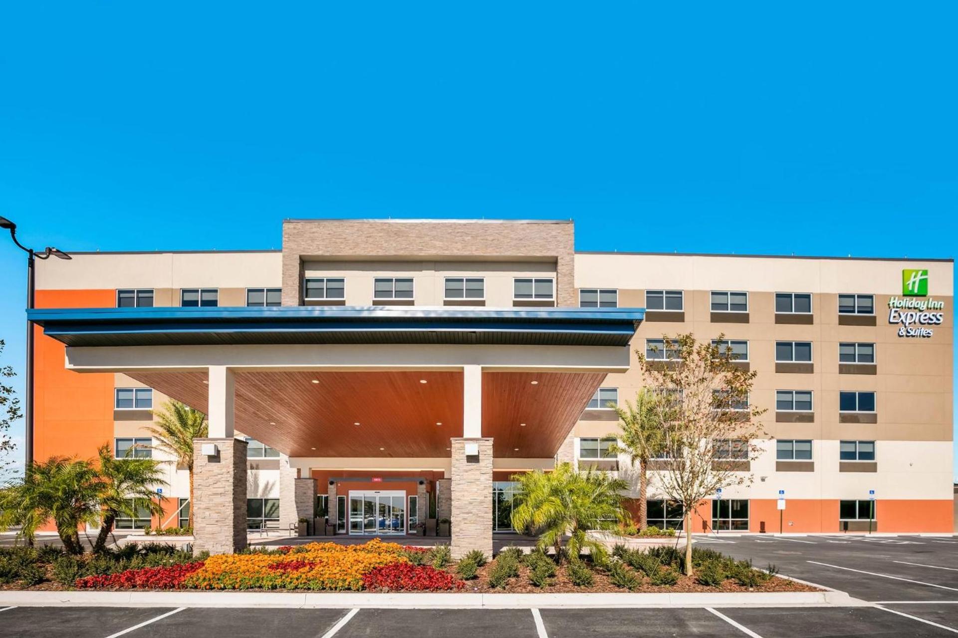 Holiday Inn Express & Suites Jacksonville - Town Center by IHG photo 50