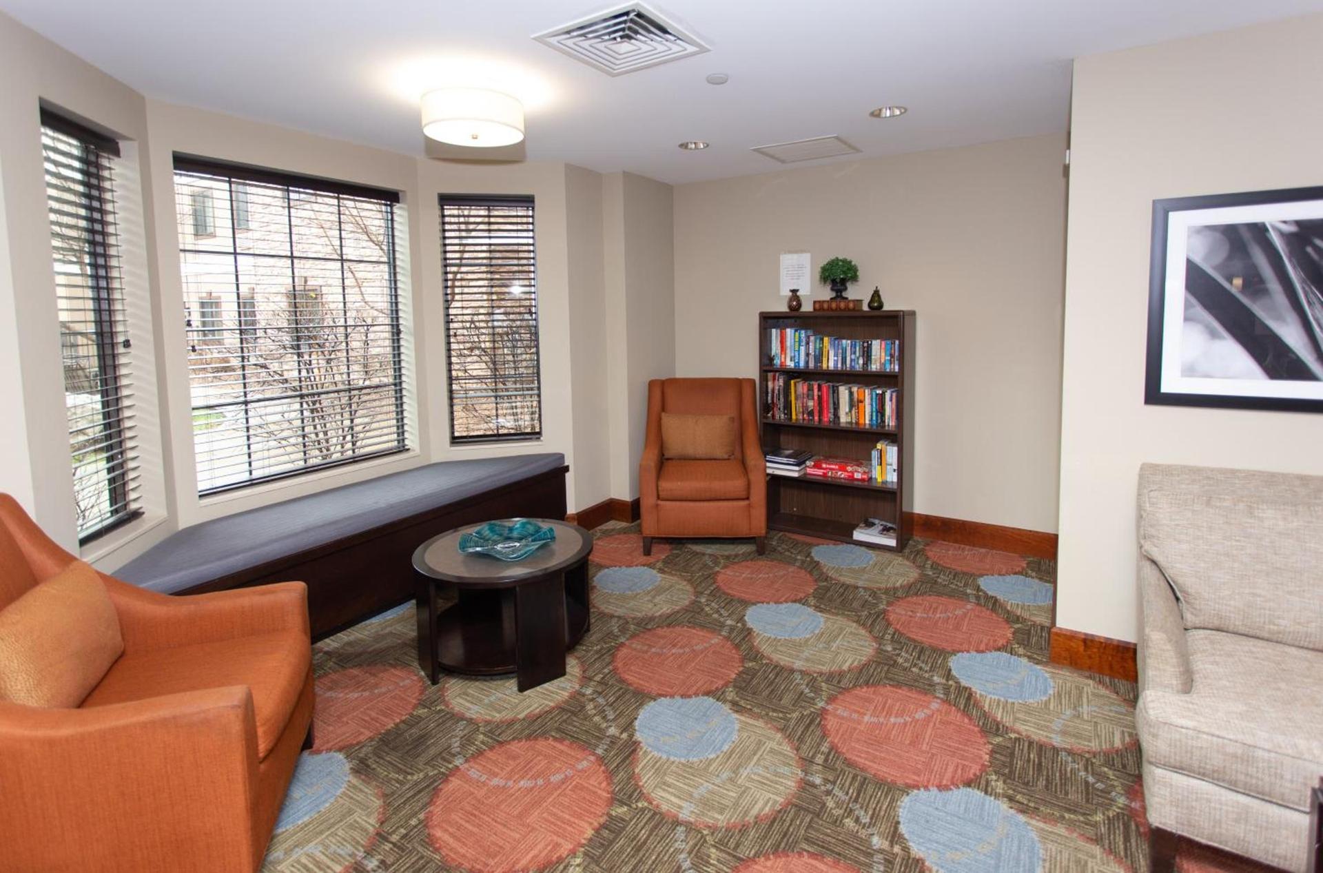 Staybridge Suites Bowling Green by IHG photo 41