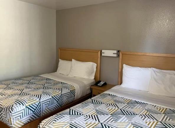 Motel 6 Riviera Beach FL photo 12