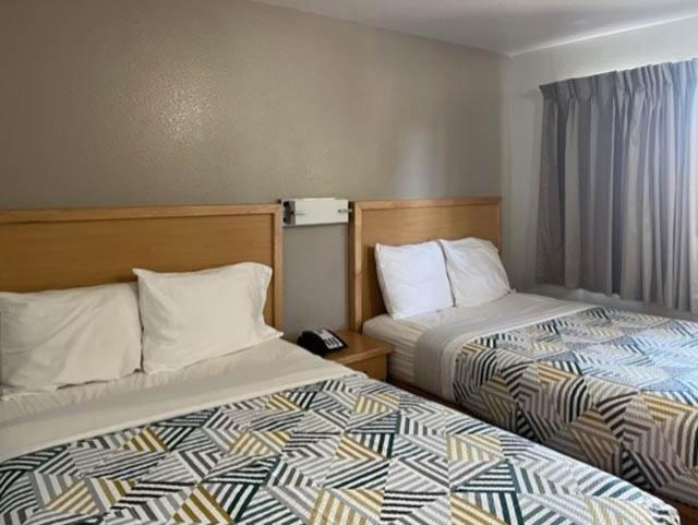 Motel 6 Riviera Beach FL photo 20