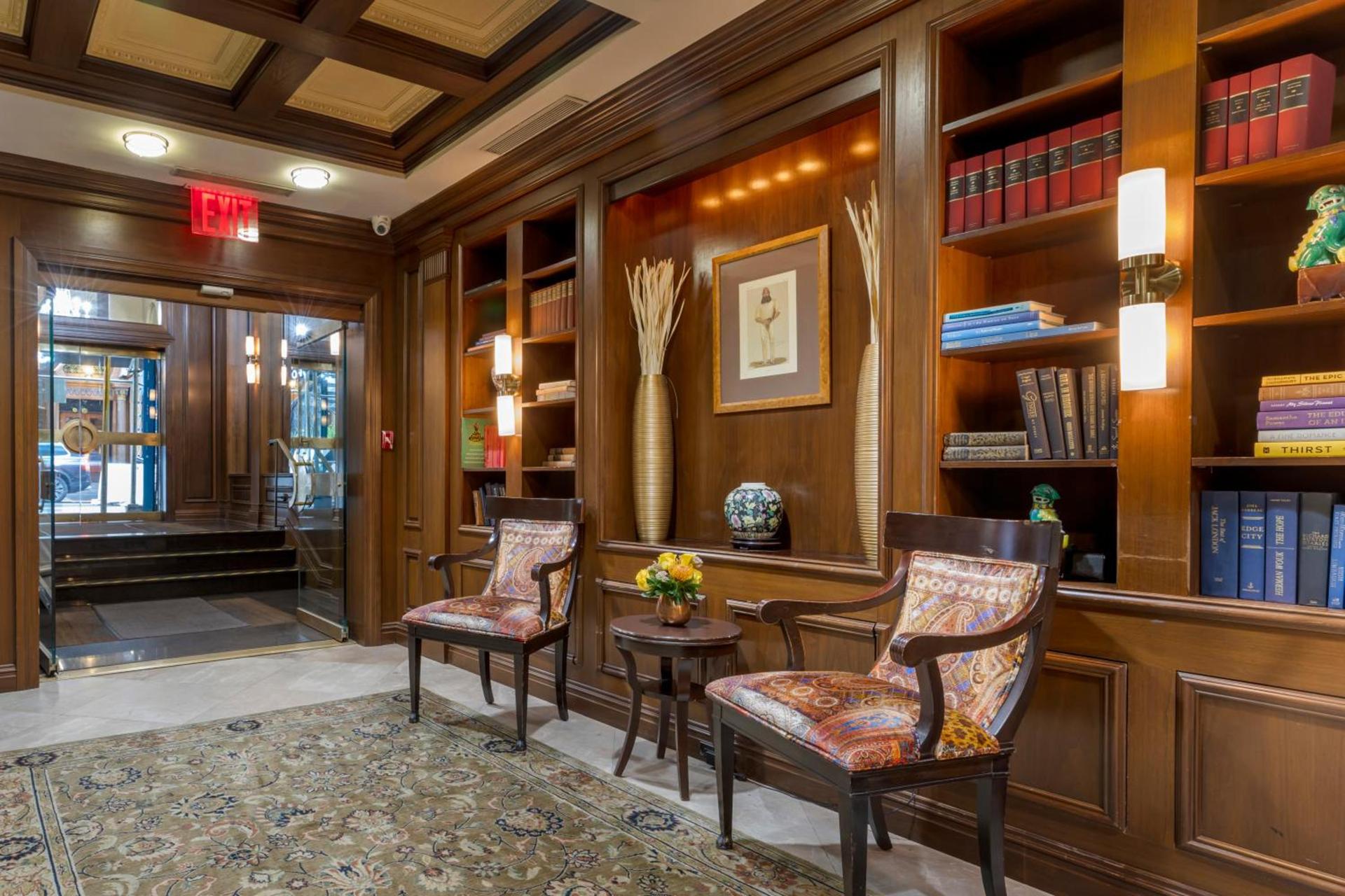 The Blakely by LuxUrban photo 95