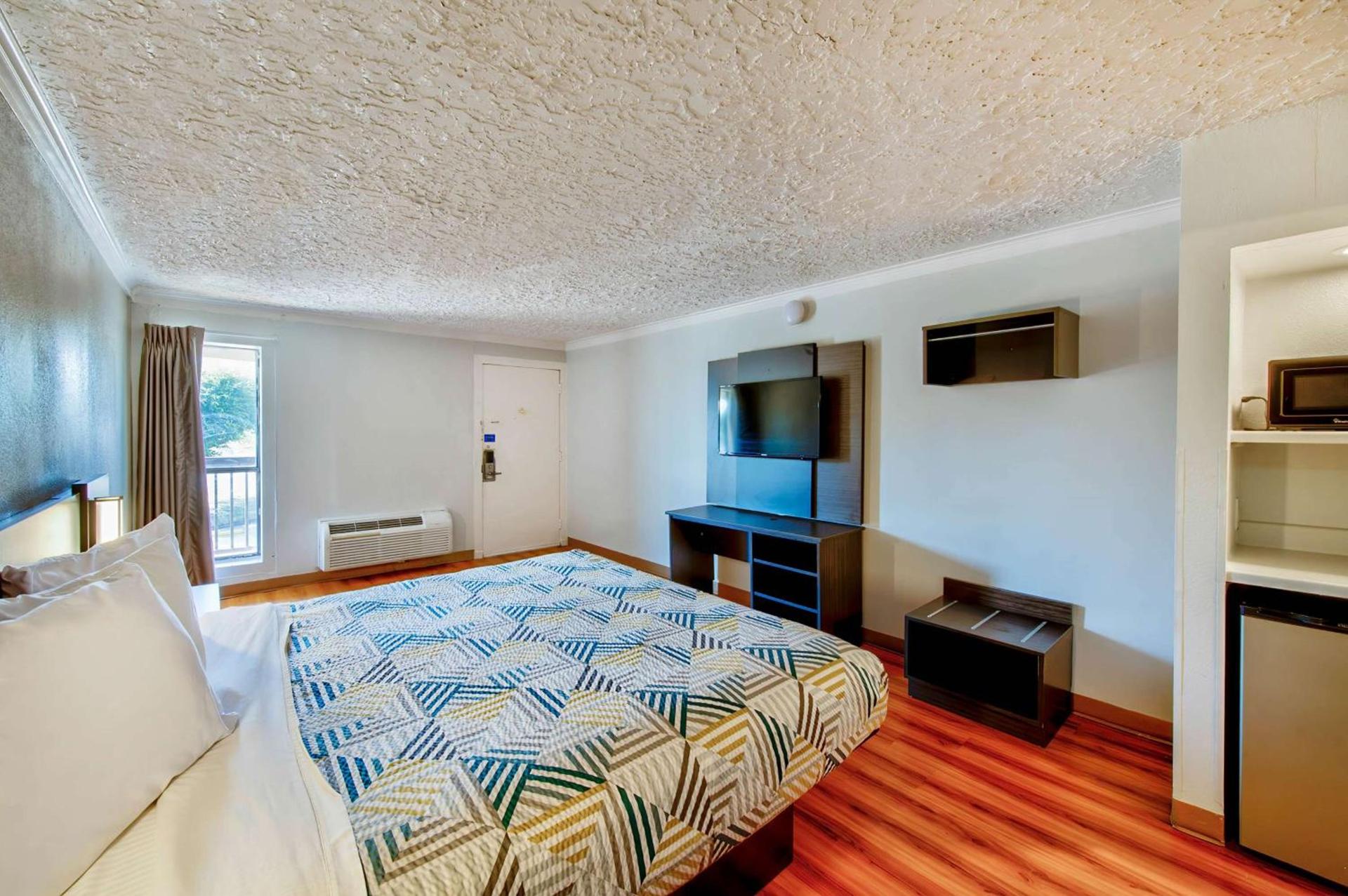 Motel 6-Fort Worth, TX - White Settlement photo 6