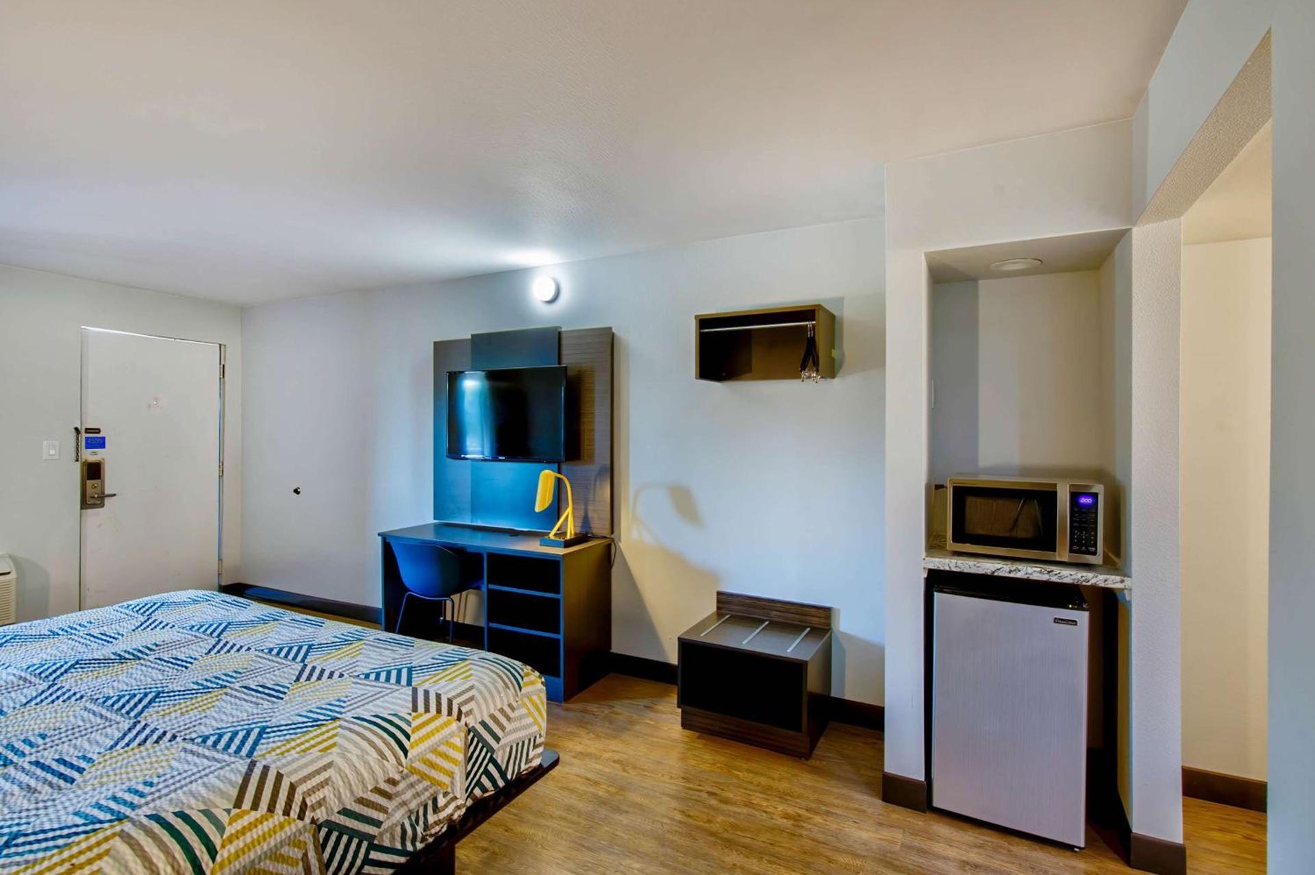 Motel 6-Fort Worth, TX - White Settlement photo 11