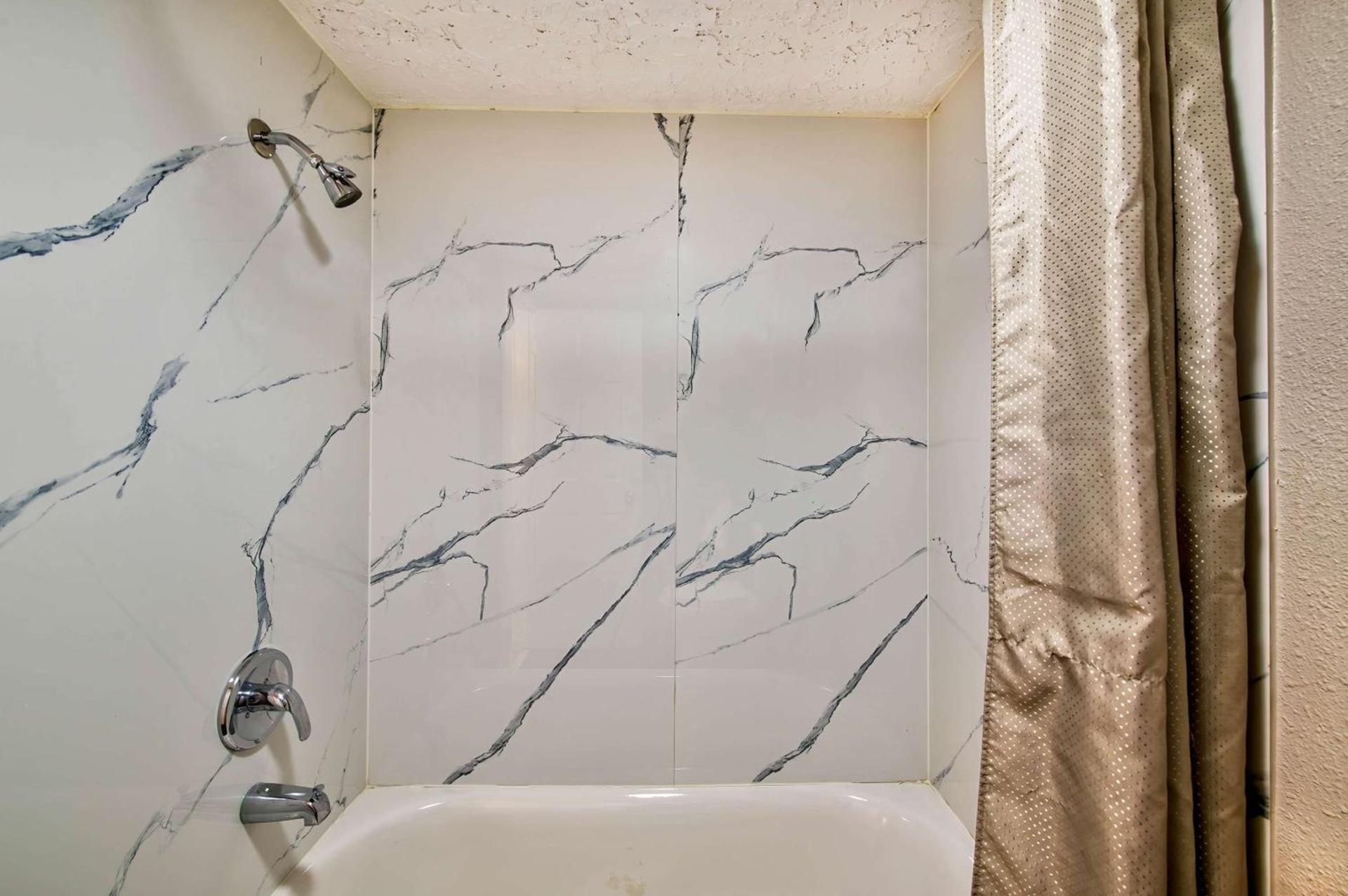 Motel 6-Fort Worth, TX - White Settlement photo 20