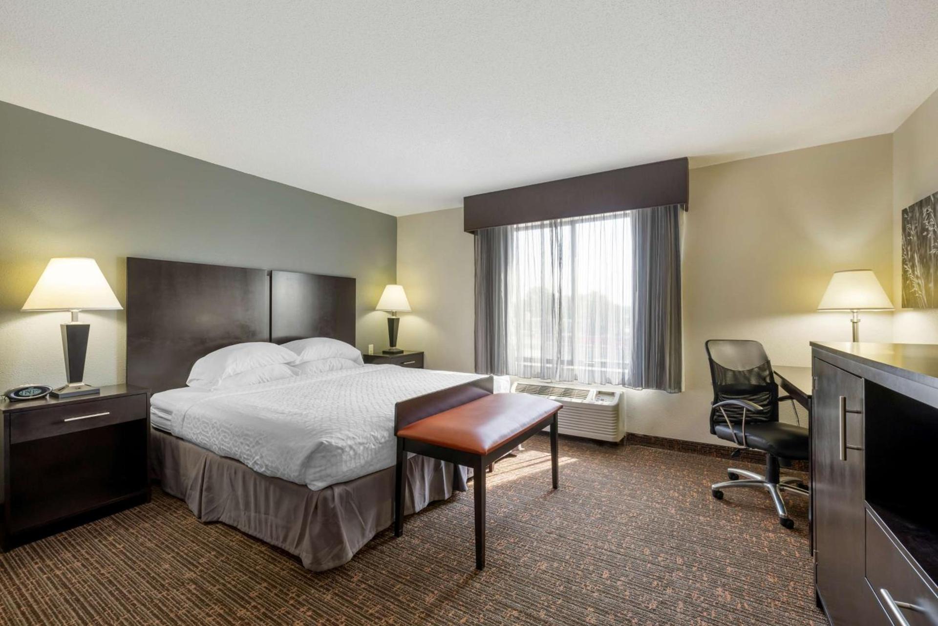 Best Western Plus Omaha Airport Inn photo 12