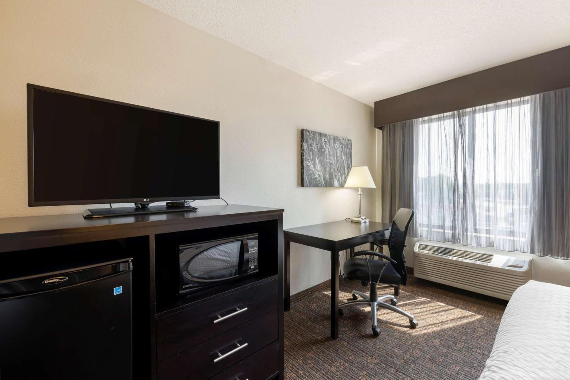 Best Western Plus Omaha Airport Inn photo 19