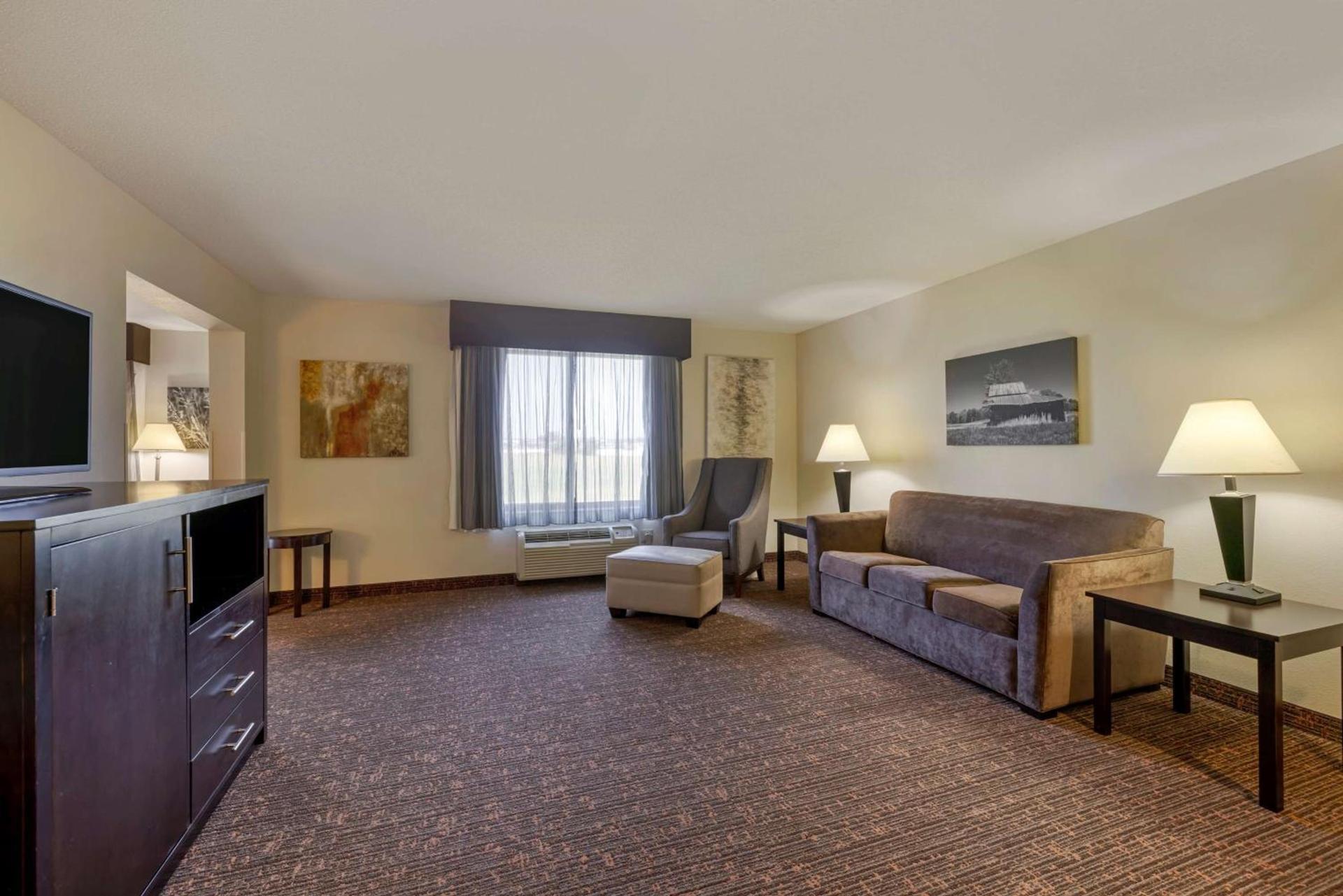 Best Western Plus Omaha Airport Inn photo 22