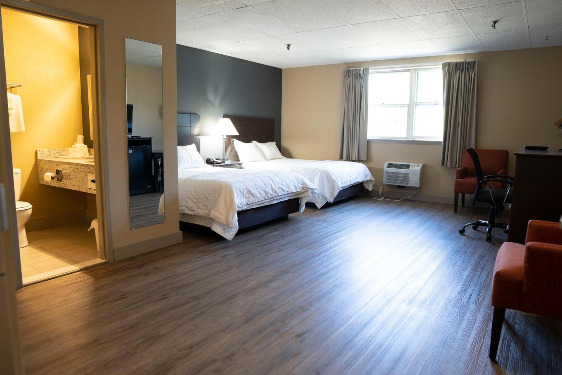 Framingham Inn photo 32