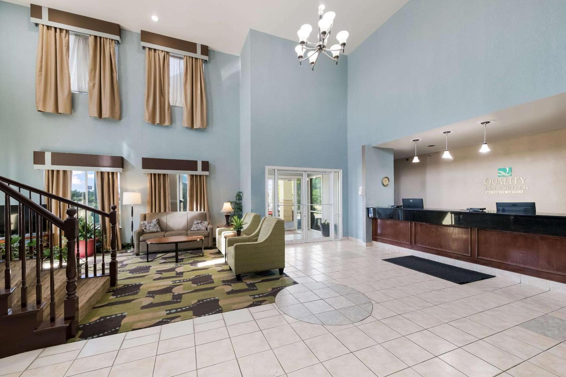 Quality Inn & Suites Terrell photo 6