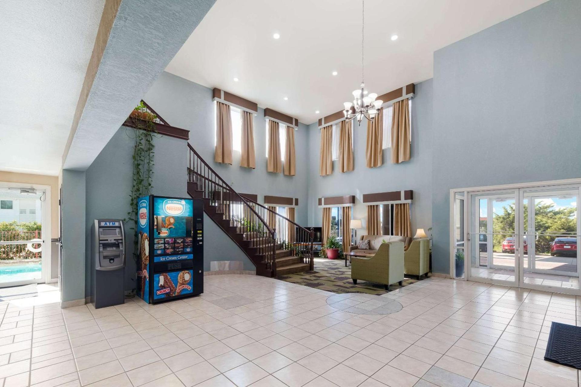 Quality Inn & Suites Terrell photo 7