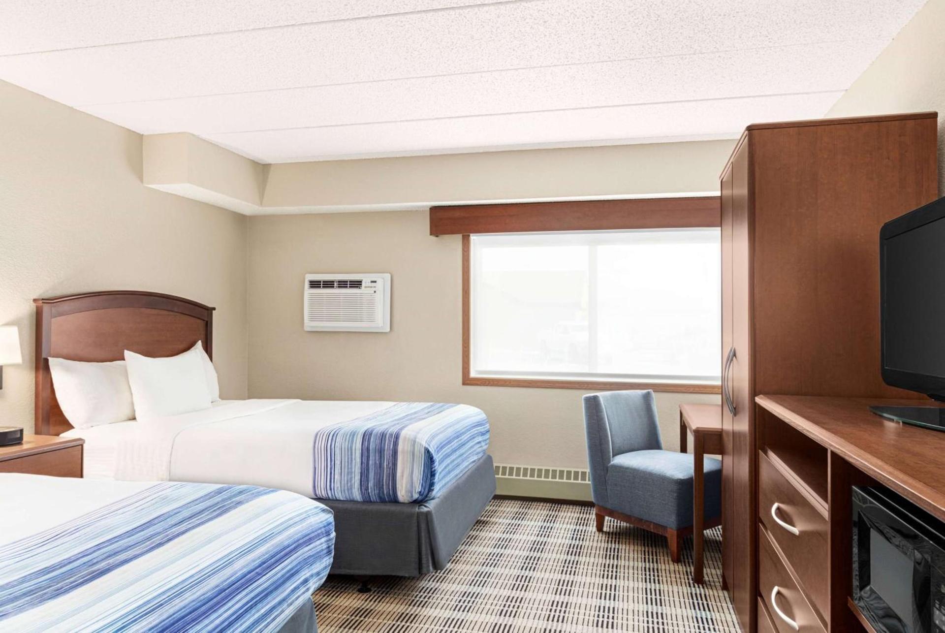 AmericInn by Wyndham Roseau photo 17