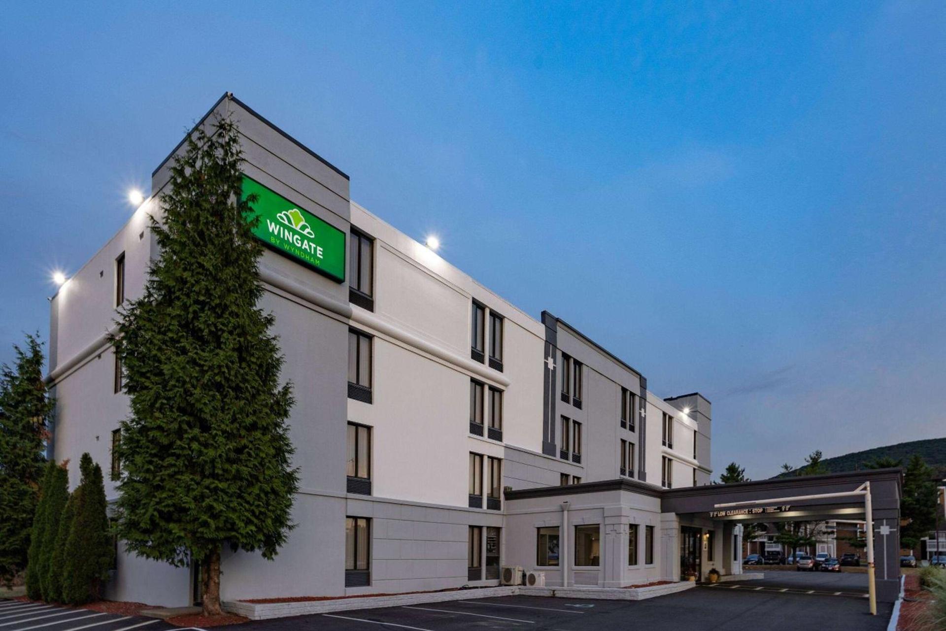 Spark by Hilton Fishkill photo 3