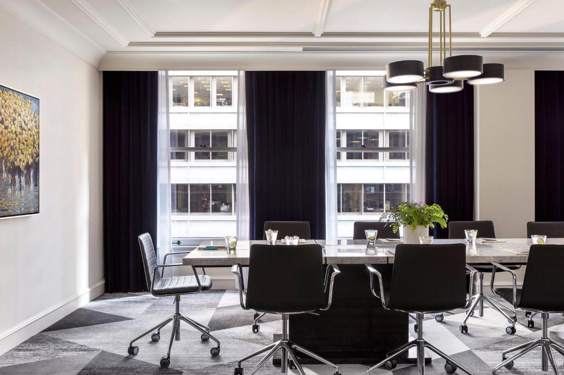 Kimpton Gray Hotel Chicago by IHG photo 32