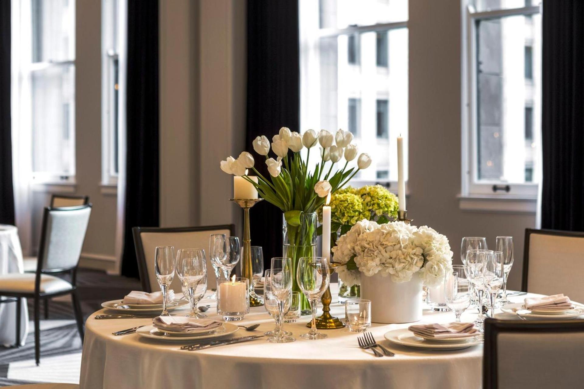Kimpton Gray Hotel Chicago by IHG photo 90