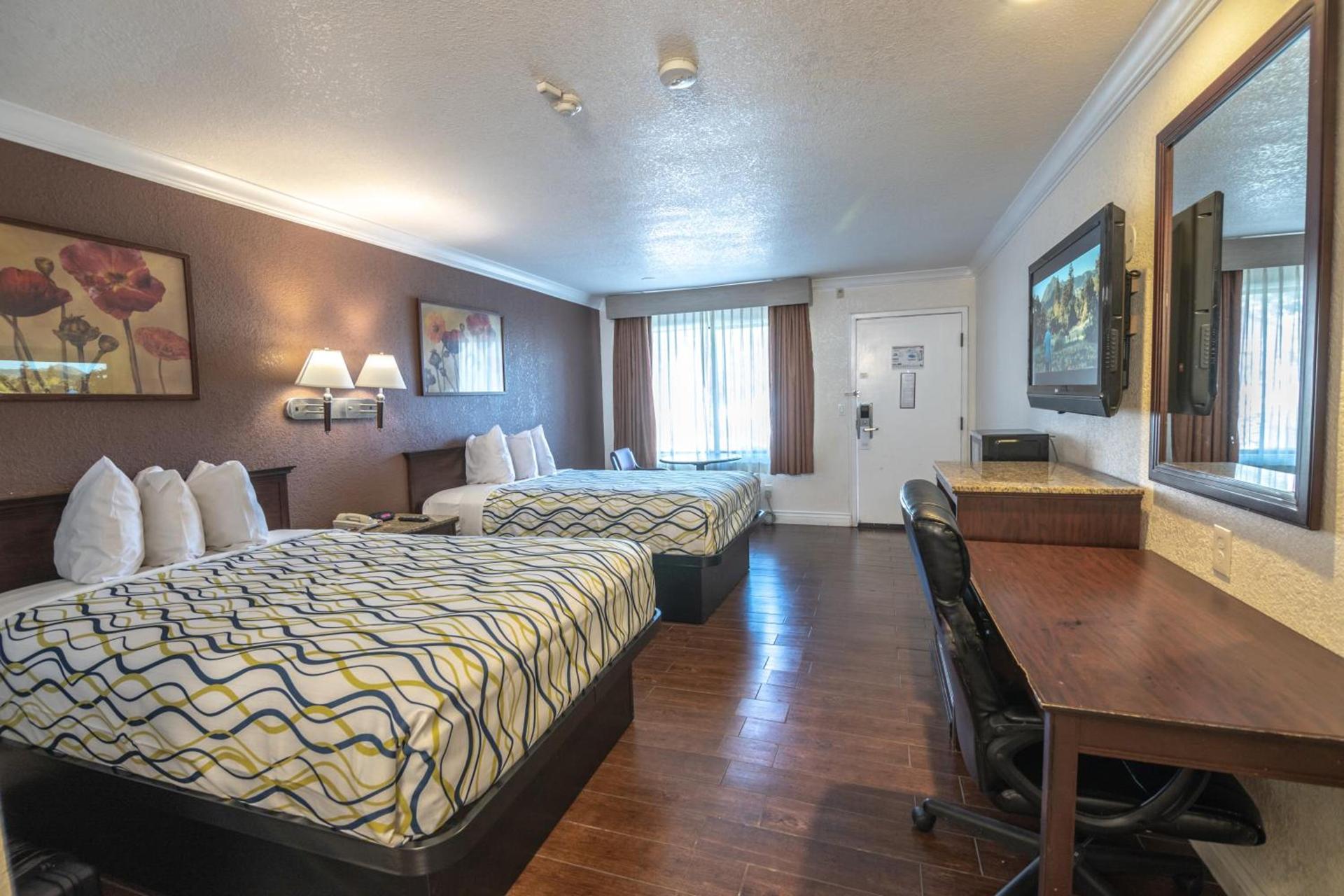 Hospitality Inn photo 27