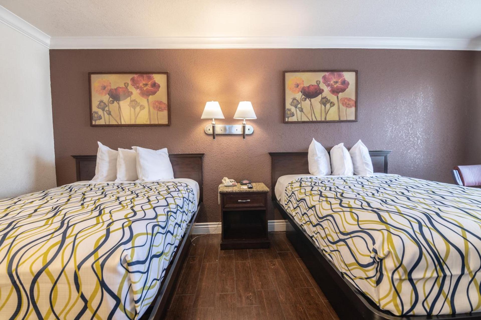 Hospitality Inn photo 34