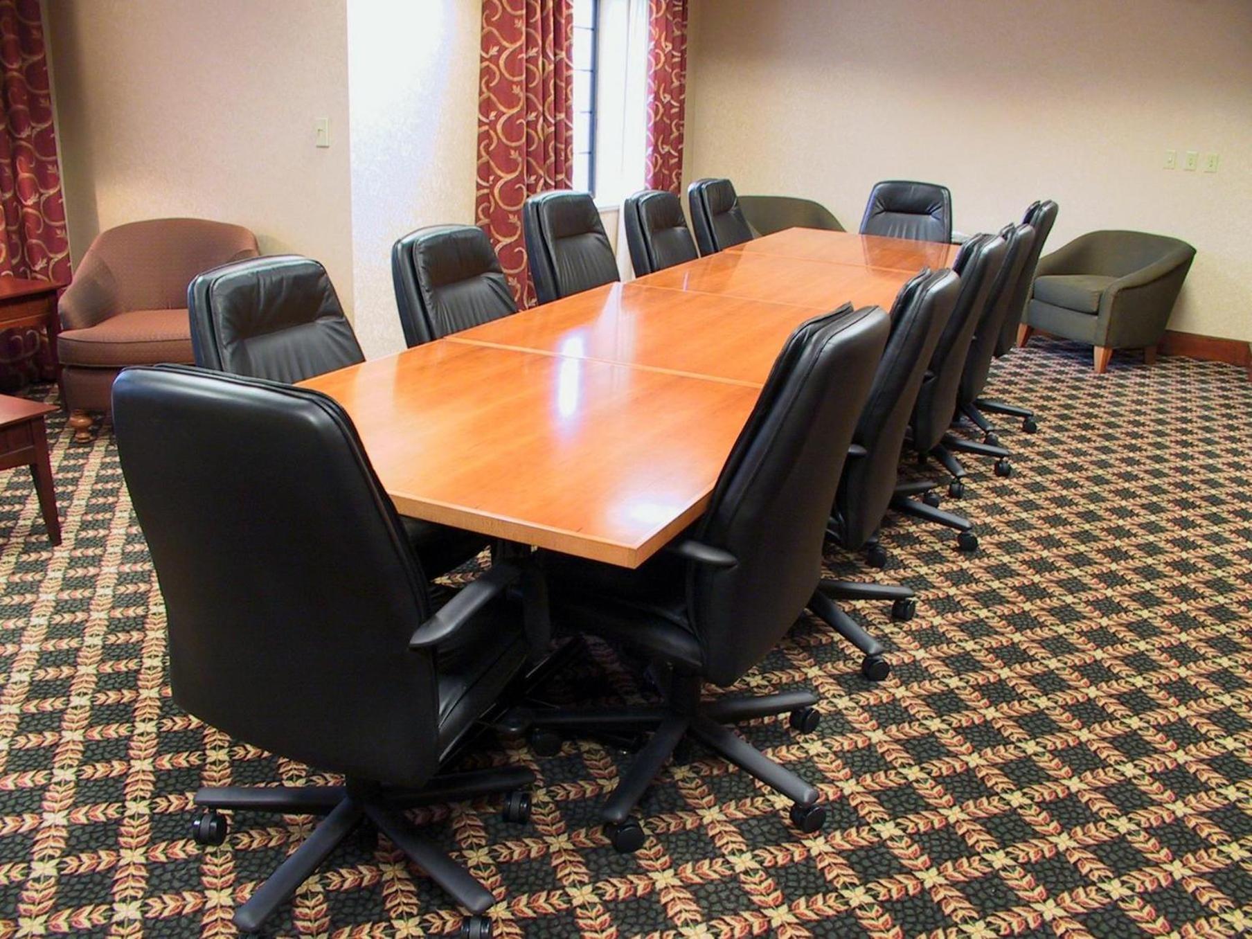 Staybridge Suites Corning by IHG photo 5