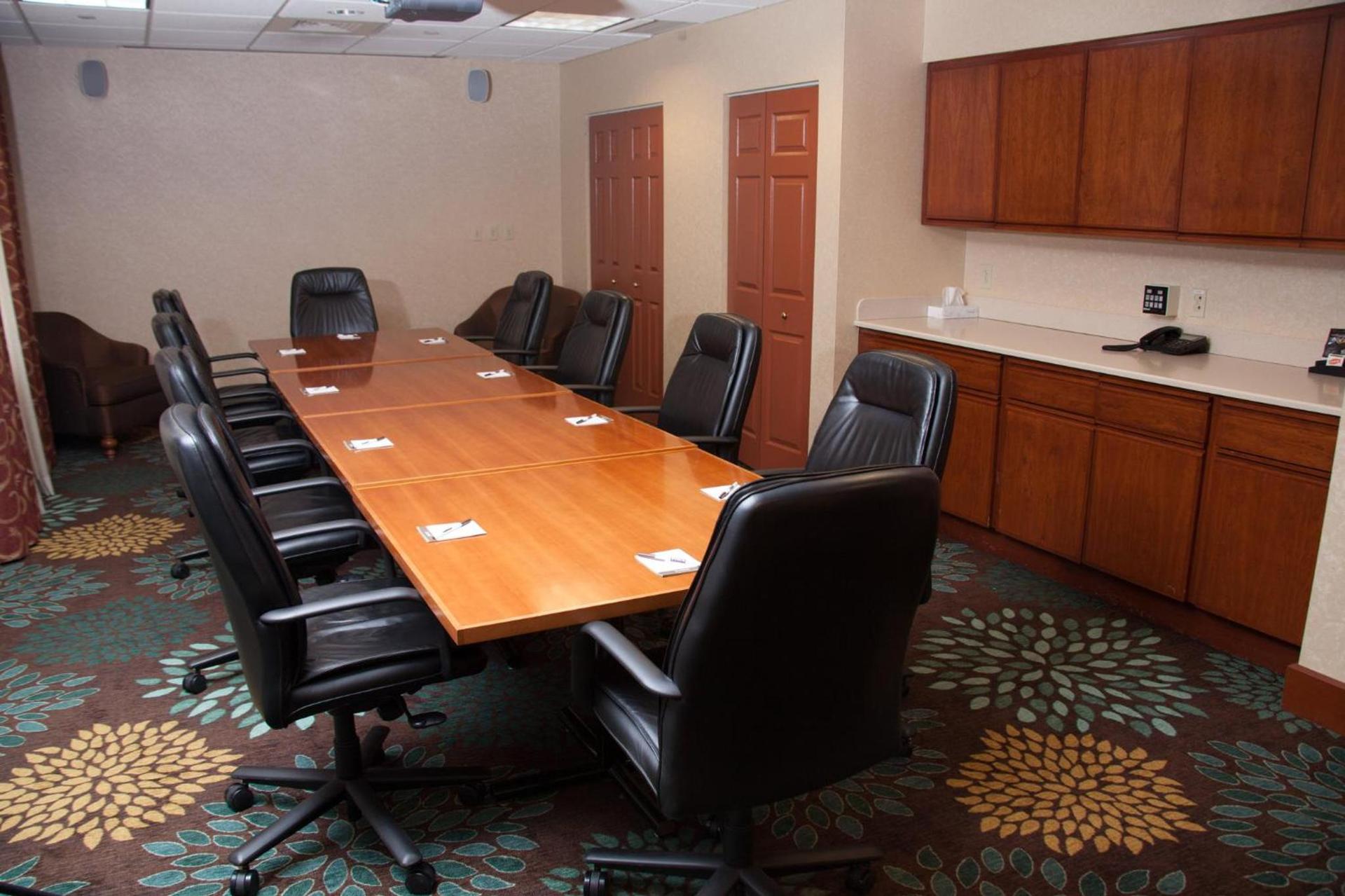 Staybridge Suites Corning by IHG photo 7