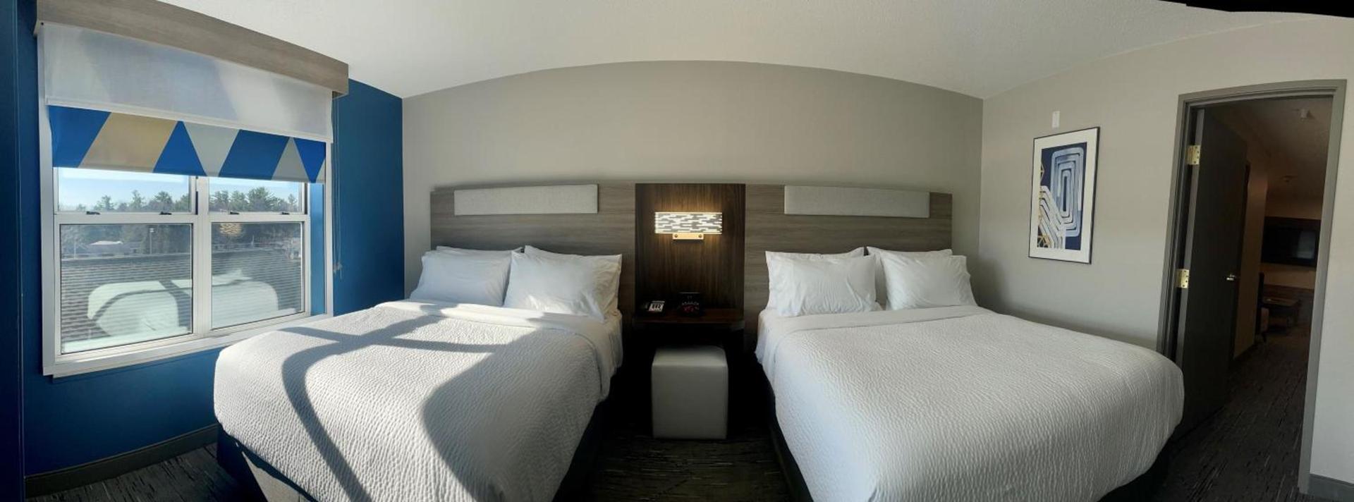 Holiday Inn Express & Suites Marquette by IHG photo 11