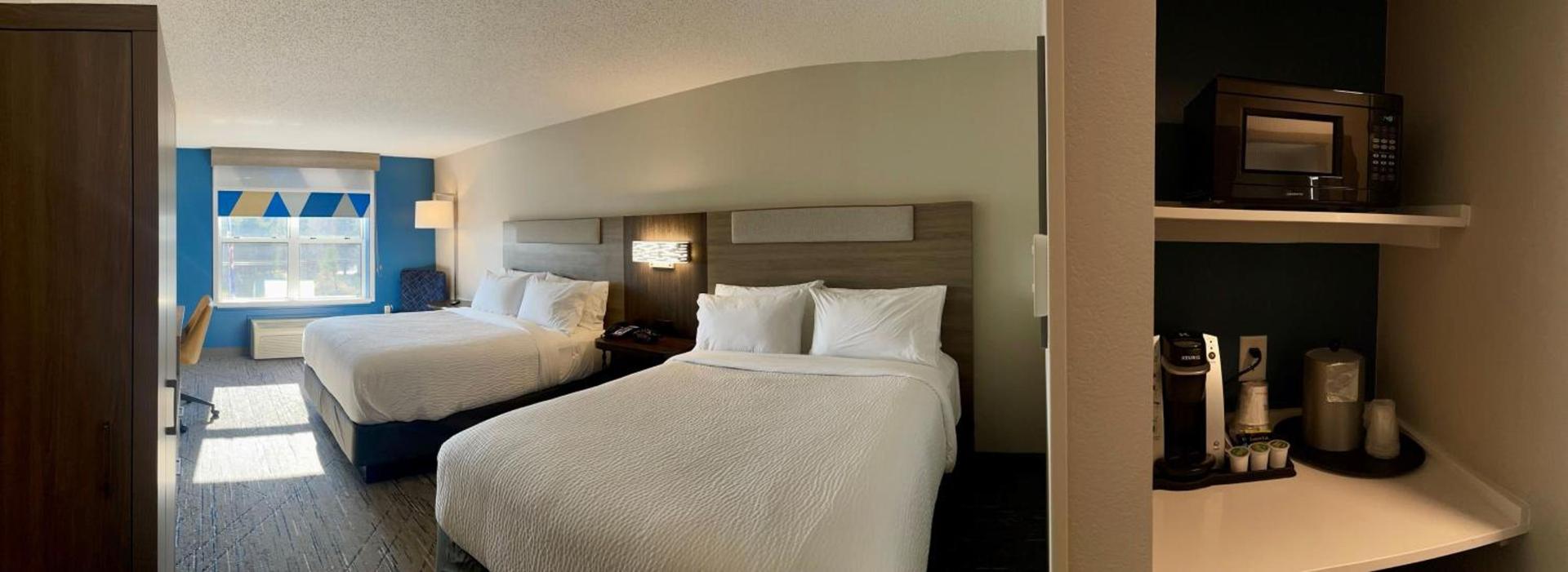 Holiday Inn Express & Suites Marquette by IHG photo 19