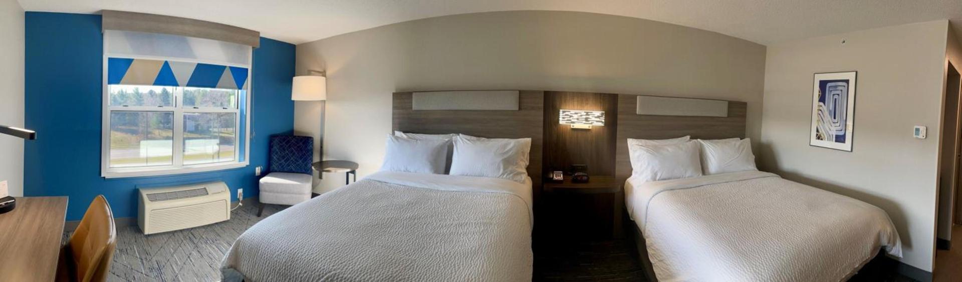 Holiday Inn Express & Suites Marquette by IHG photo 16