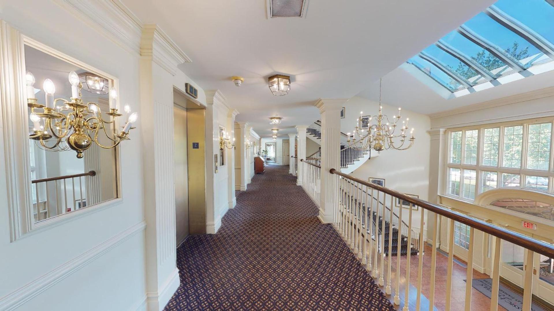 Avon Old Farms Hotel photo 5