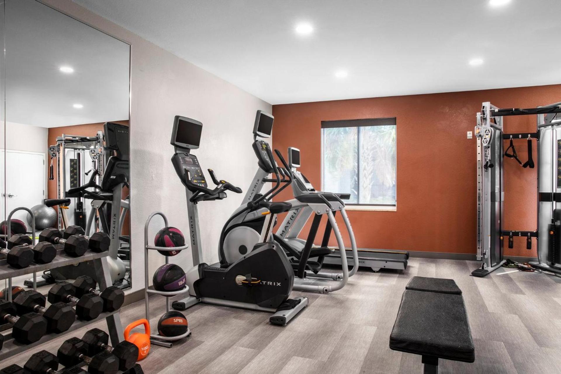 Candlewood Suites Mobile-Downtown by IHG photo 16