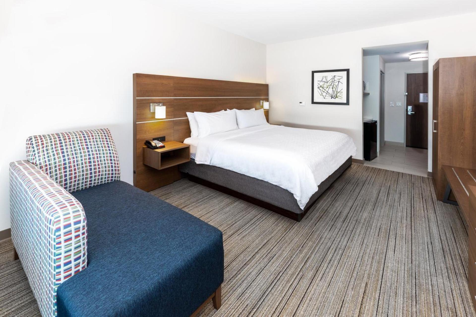 Holiday Inn Express & Suites - Stafford NW - Sugar Land by IHG photo 44