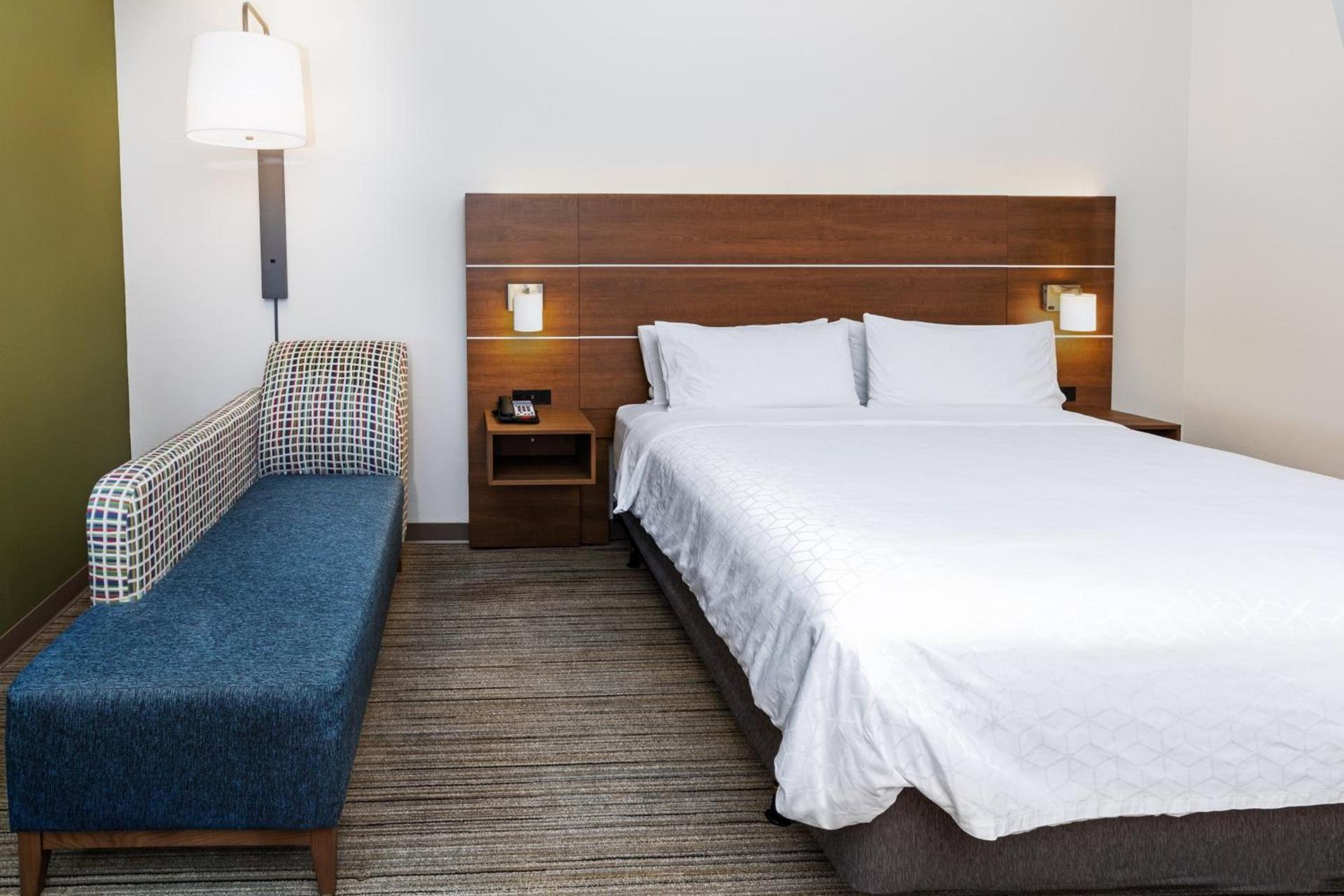 Holiday Inn Express & Suites - Stafford NW - Sugar Land by IHG photo 39