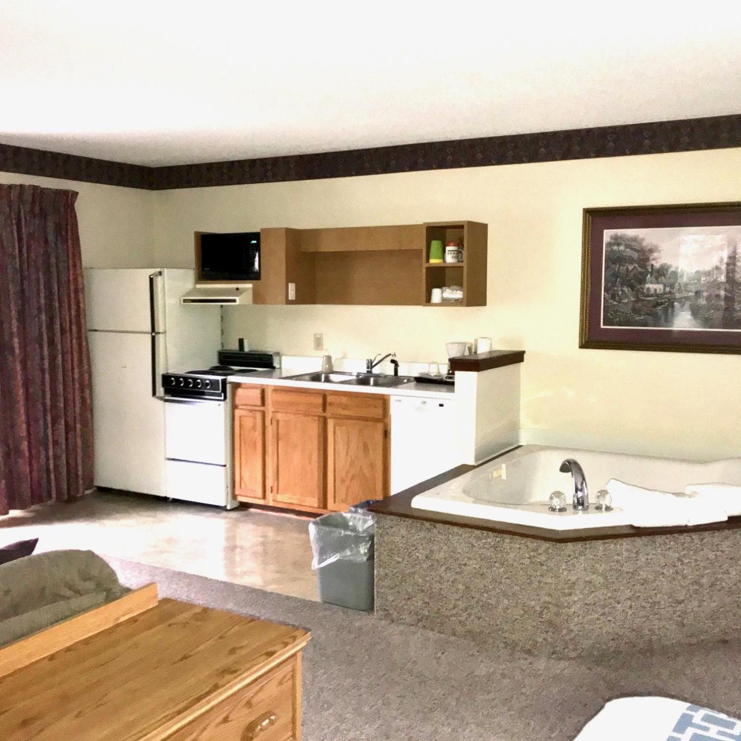 Four Seasons Inn photo 7