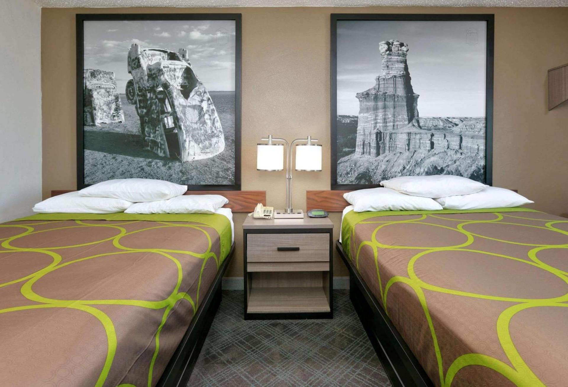 Super 8 by Wyndham Amarillo photo 15
