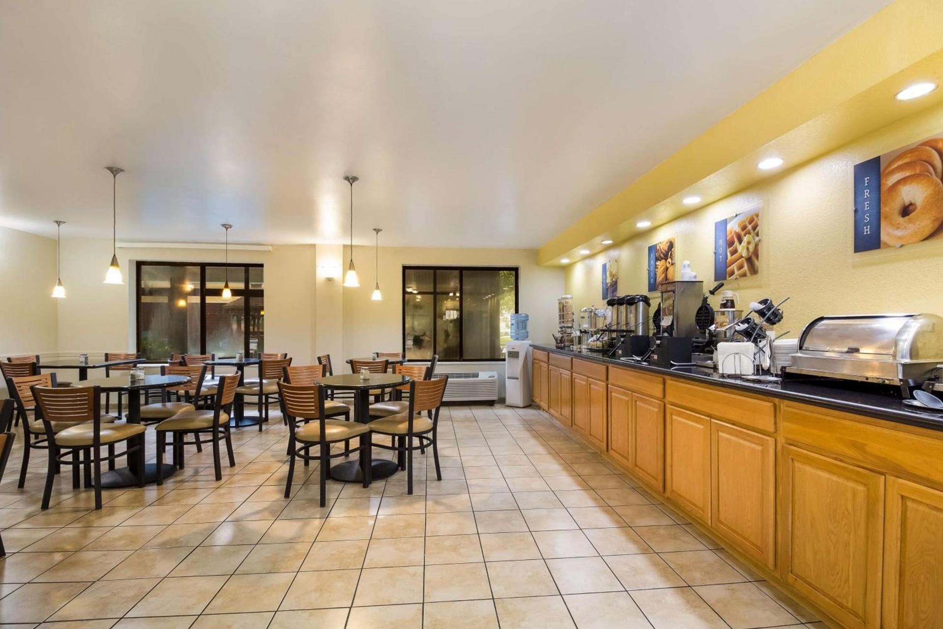 Best Western Braddock Inn photo 4