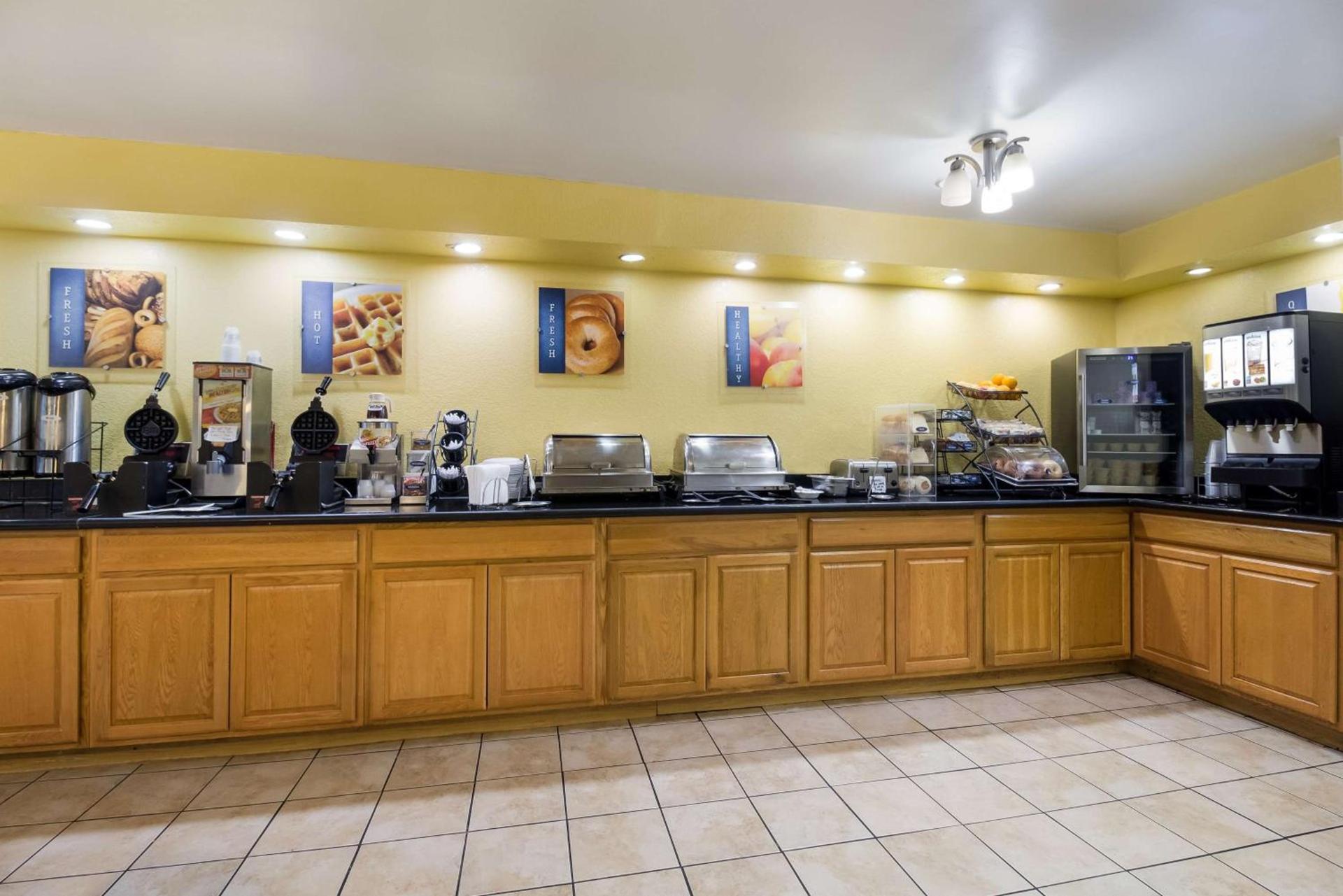 Best Western Braddock Inn photo 6