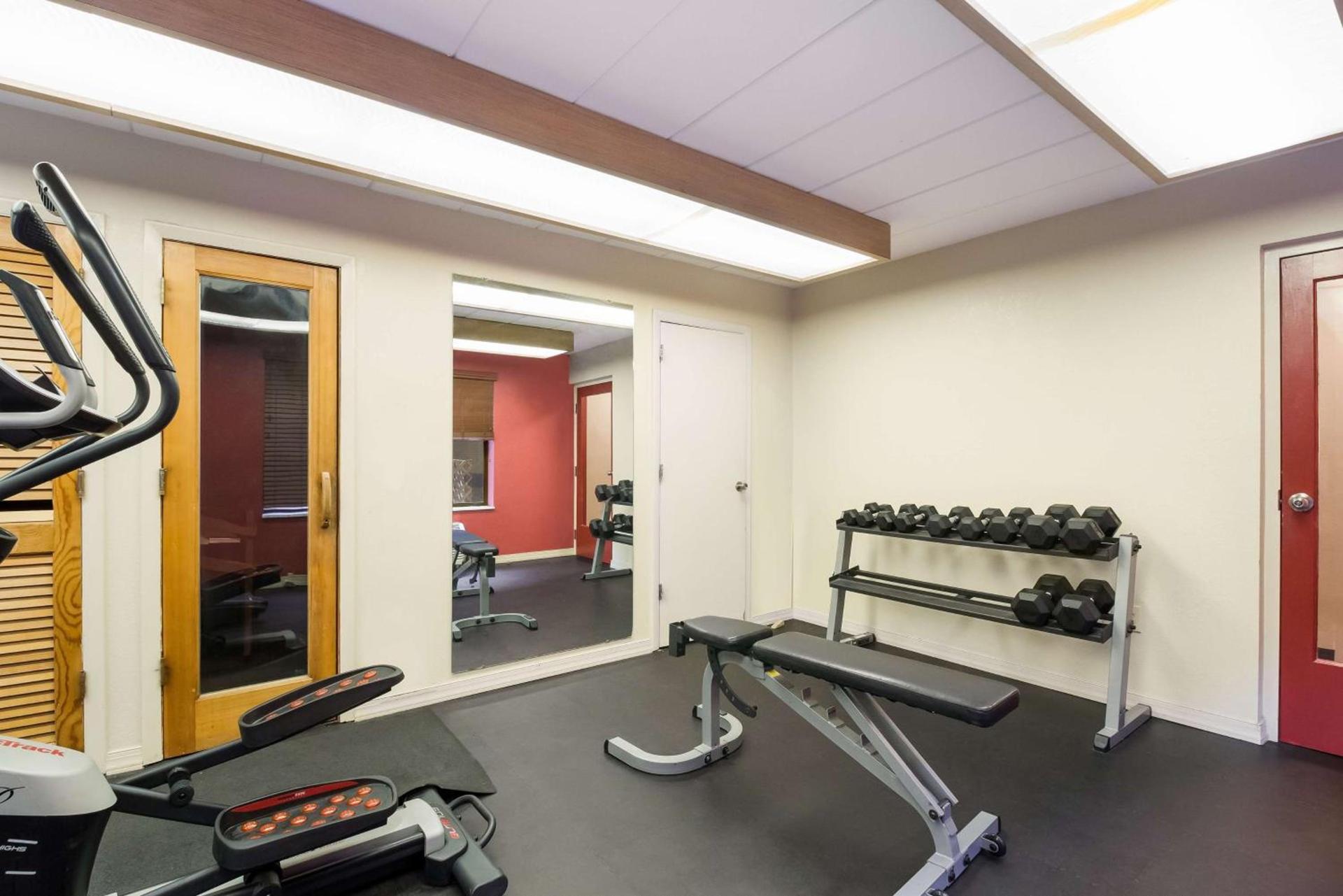 Best Western Braddock Inn photo 34