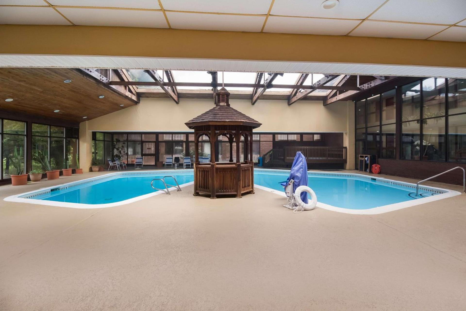 Best Western Braddock Inn photo 9