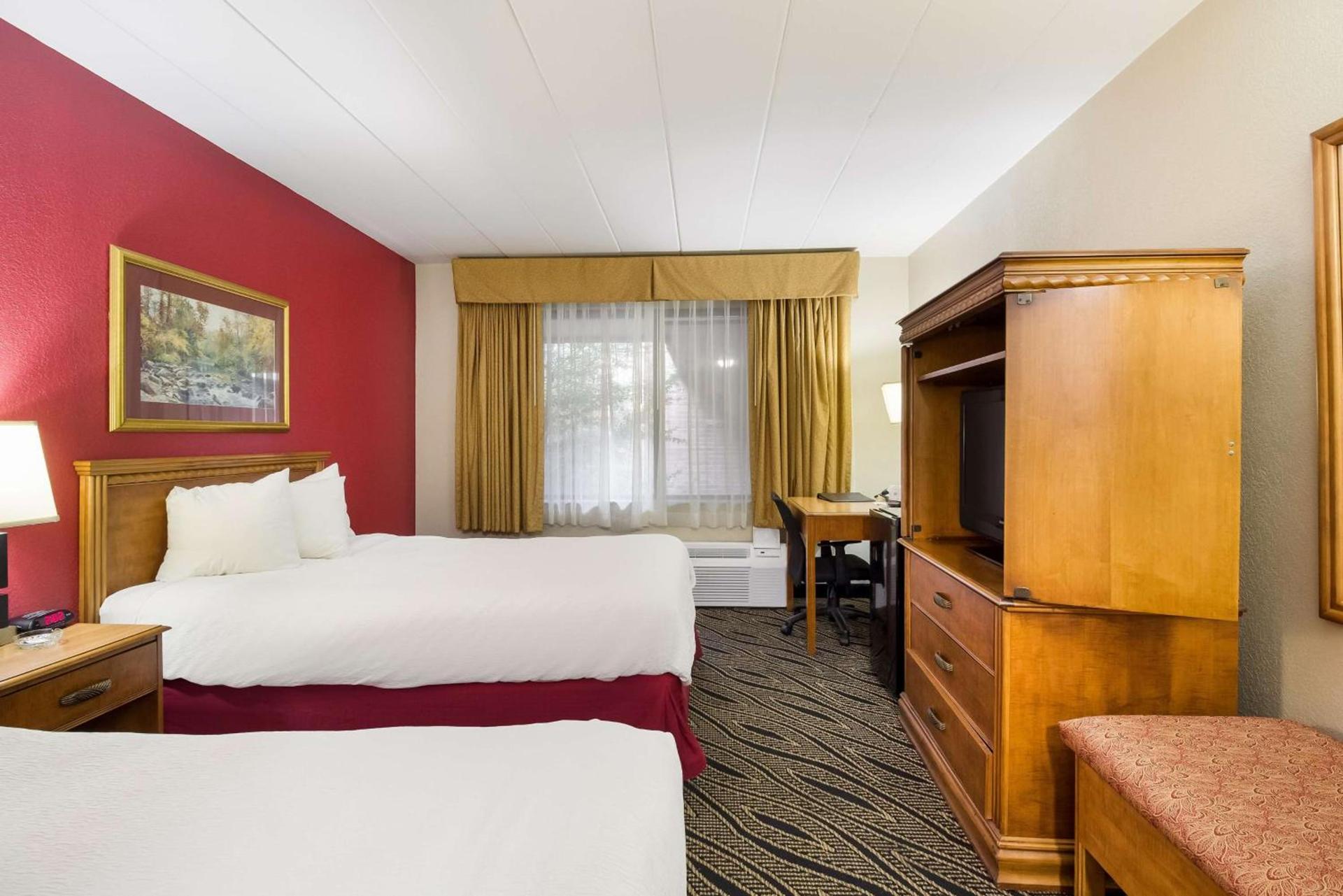 Best Western Braddock Inn photo 24