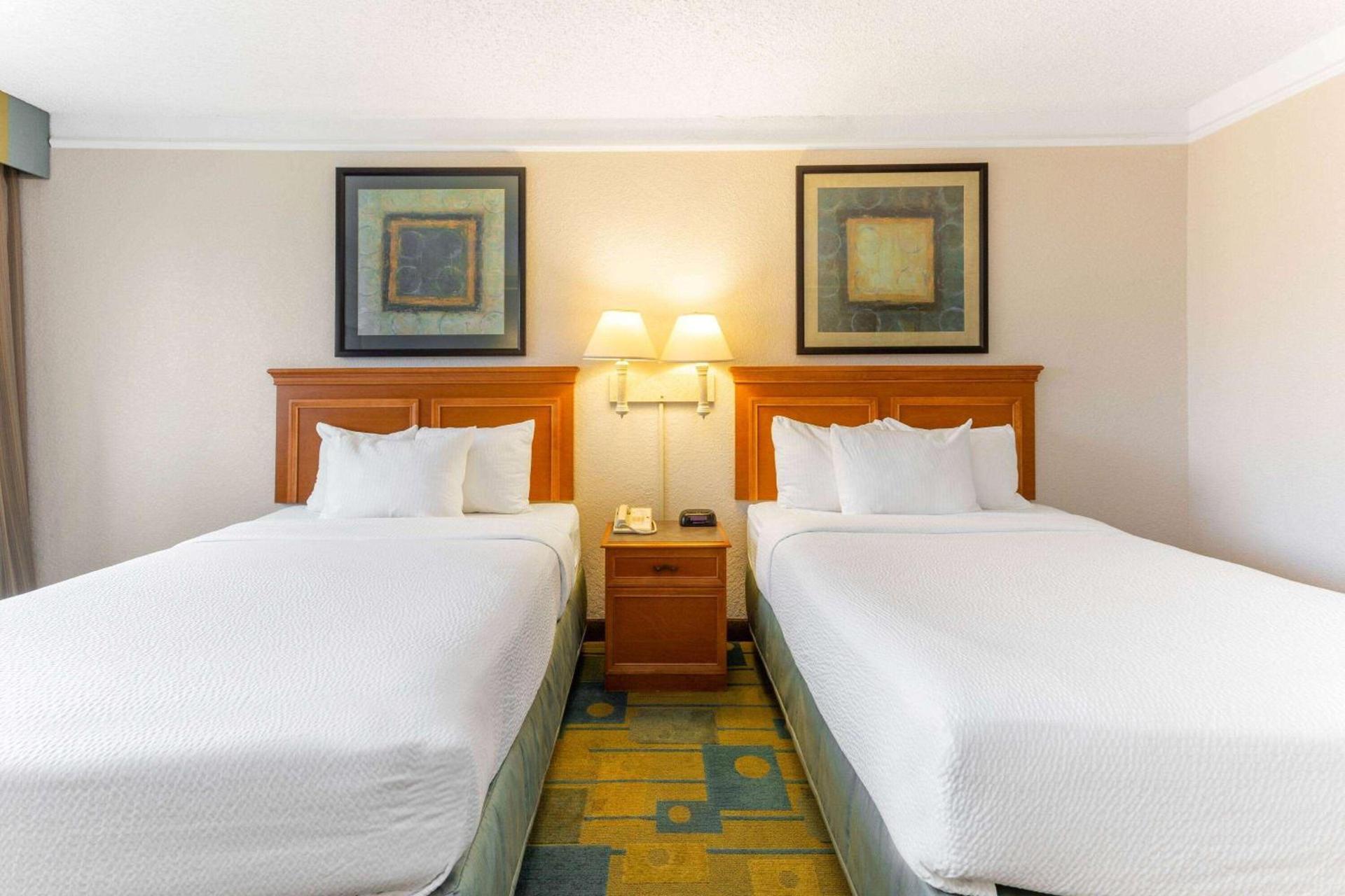 La Quinta by Wyndham Redding photo 27