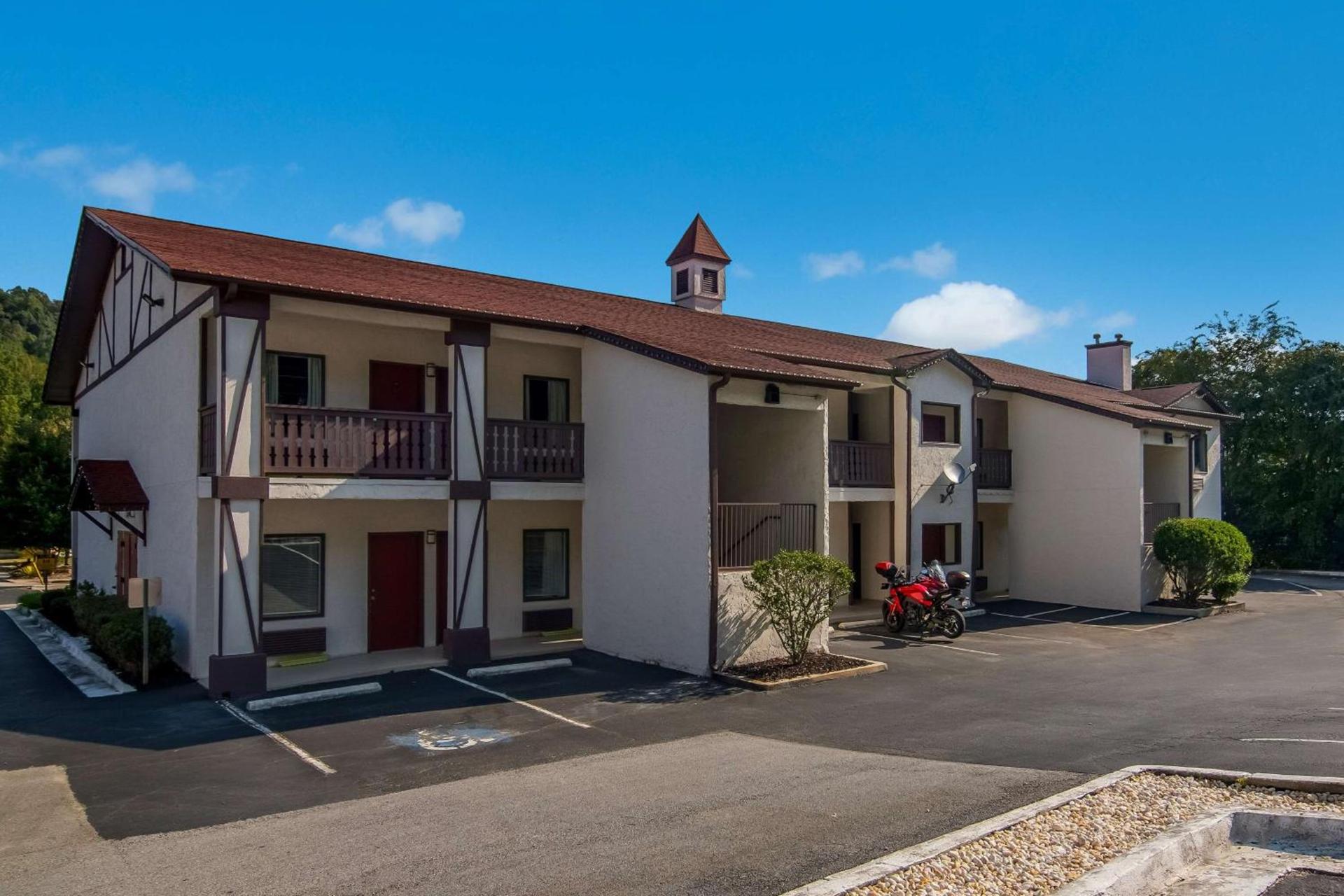 SureStay Hotel by Best Western Helen Downtown photo 28