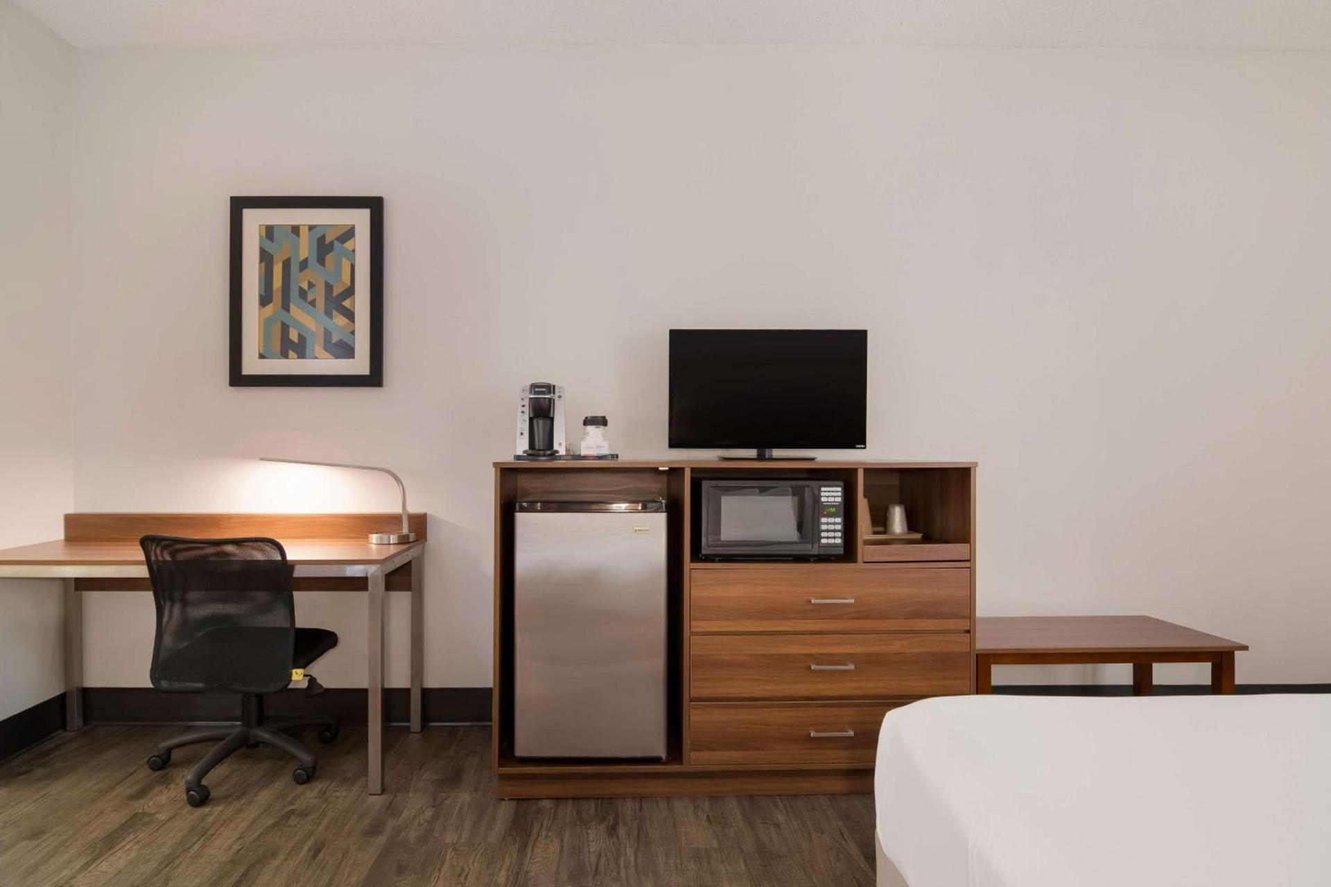 SureStay Hotel by Best Western Helen Downtown photo 18