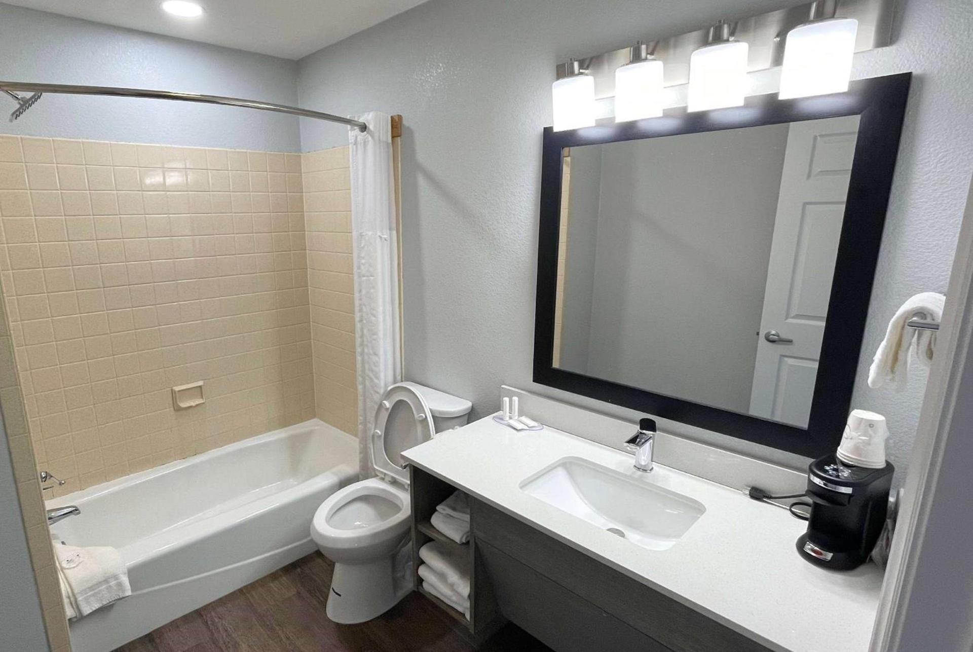 Travelodge by Wyndham Pigeon Forge Dollywood Lane photo 10