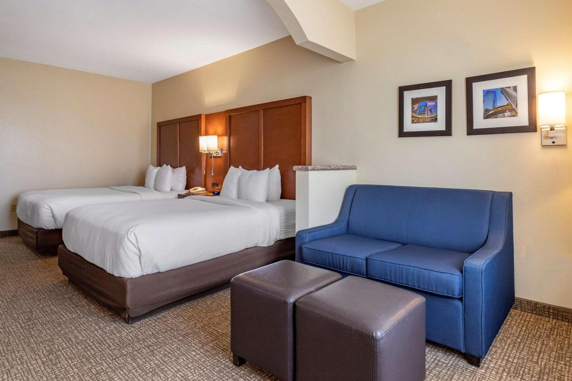 Comfort Suites Houston near Medical Center- NRG Stadium photo 22