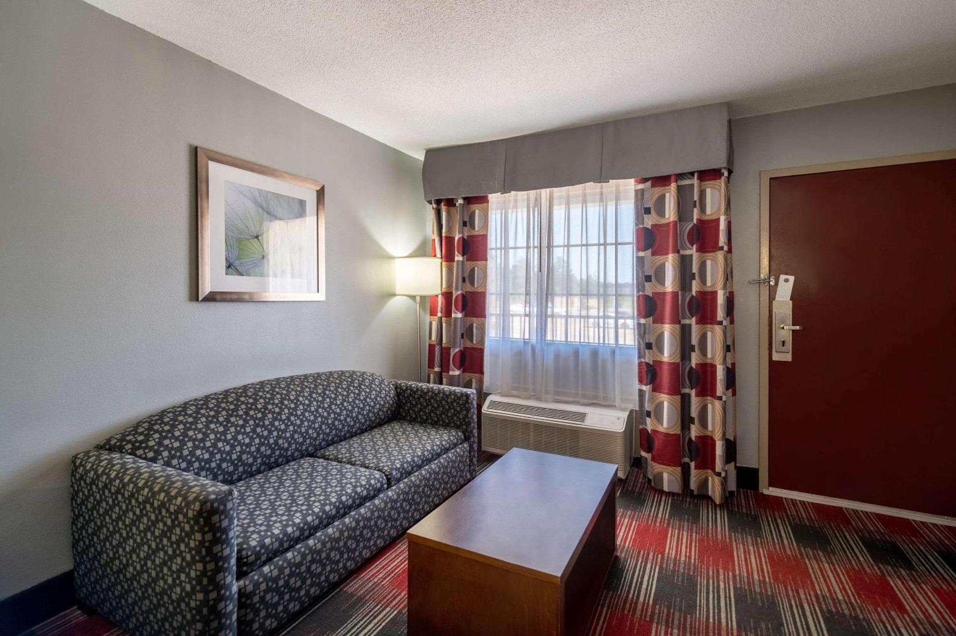 Quality Inn near Parc Natchitoches photo 10