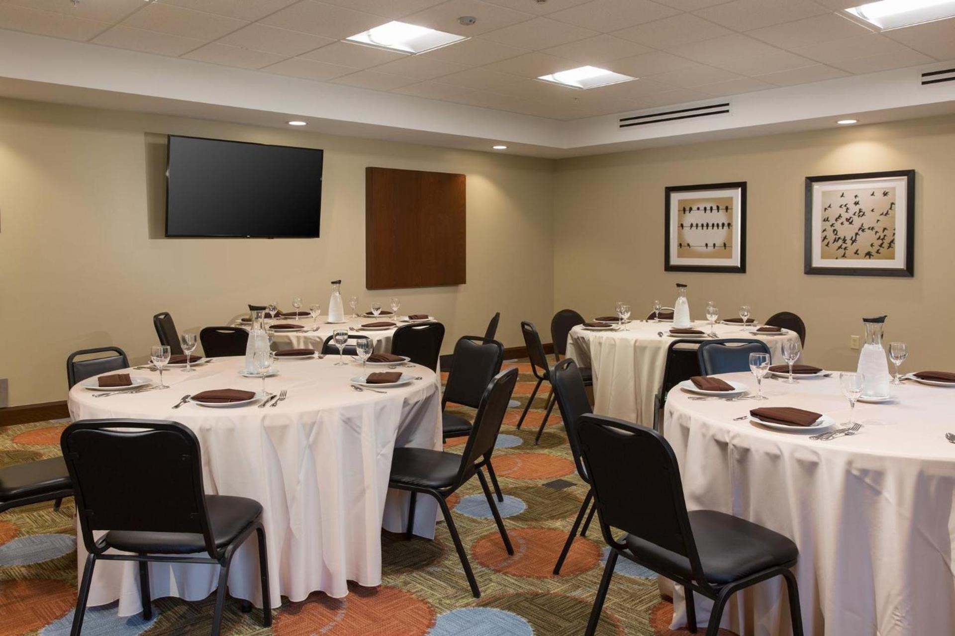 Staybridge Suites Corona South by IHG photo 32