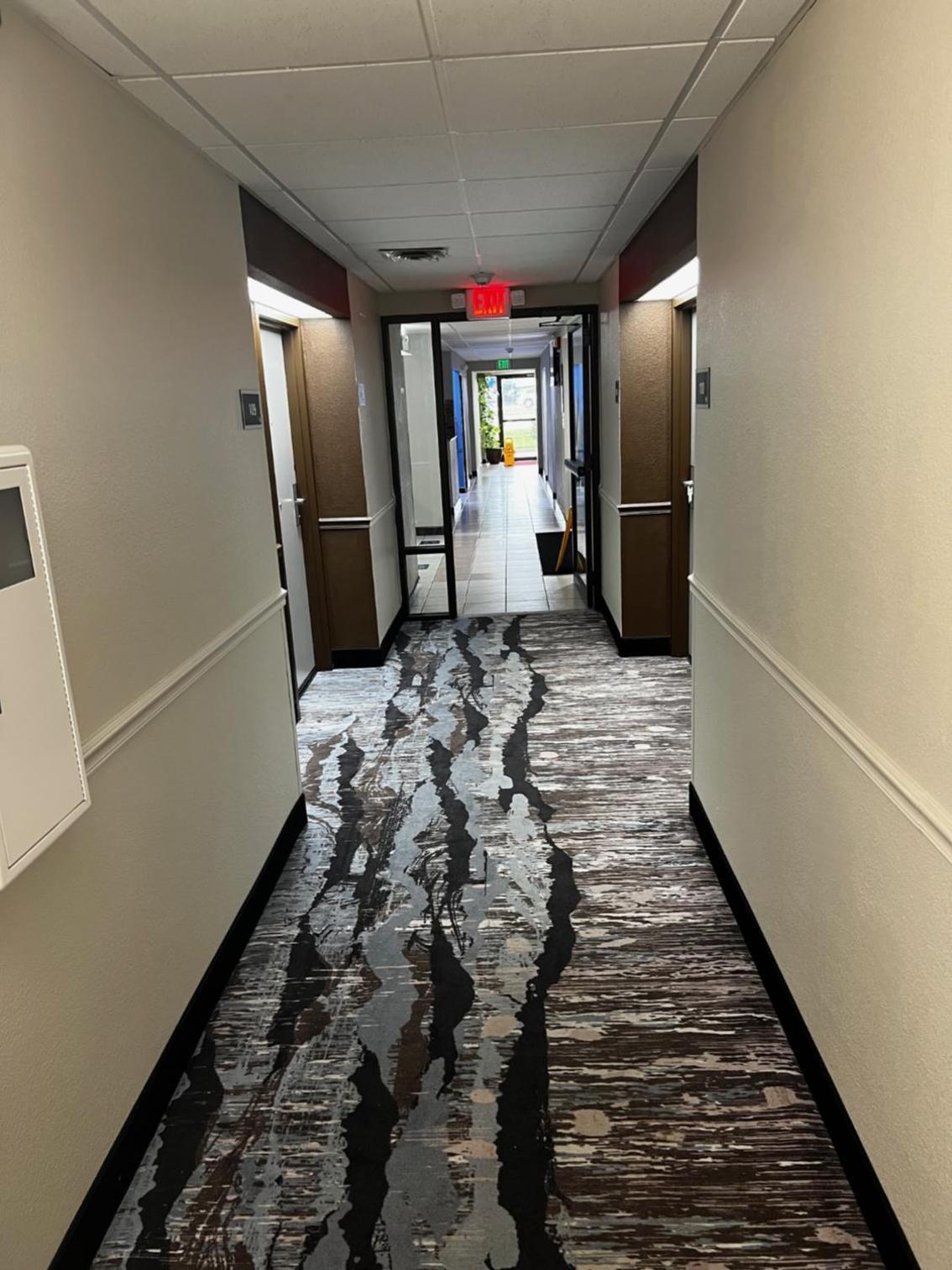 Baymont By Wyndham Monroe Ohio photo 18