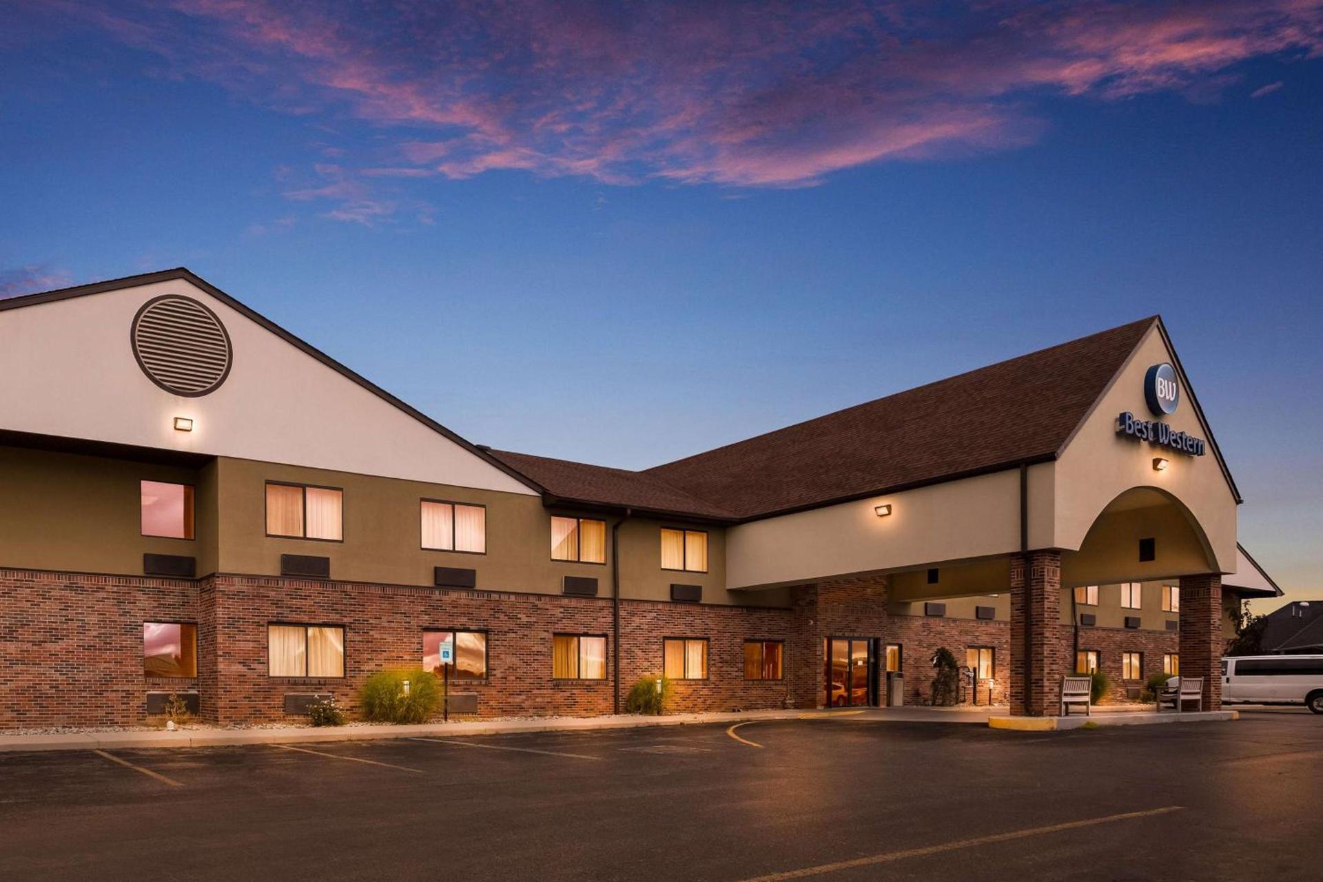 Best Western Kendallville Inn photo 1