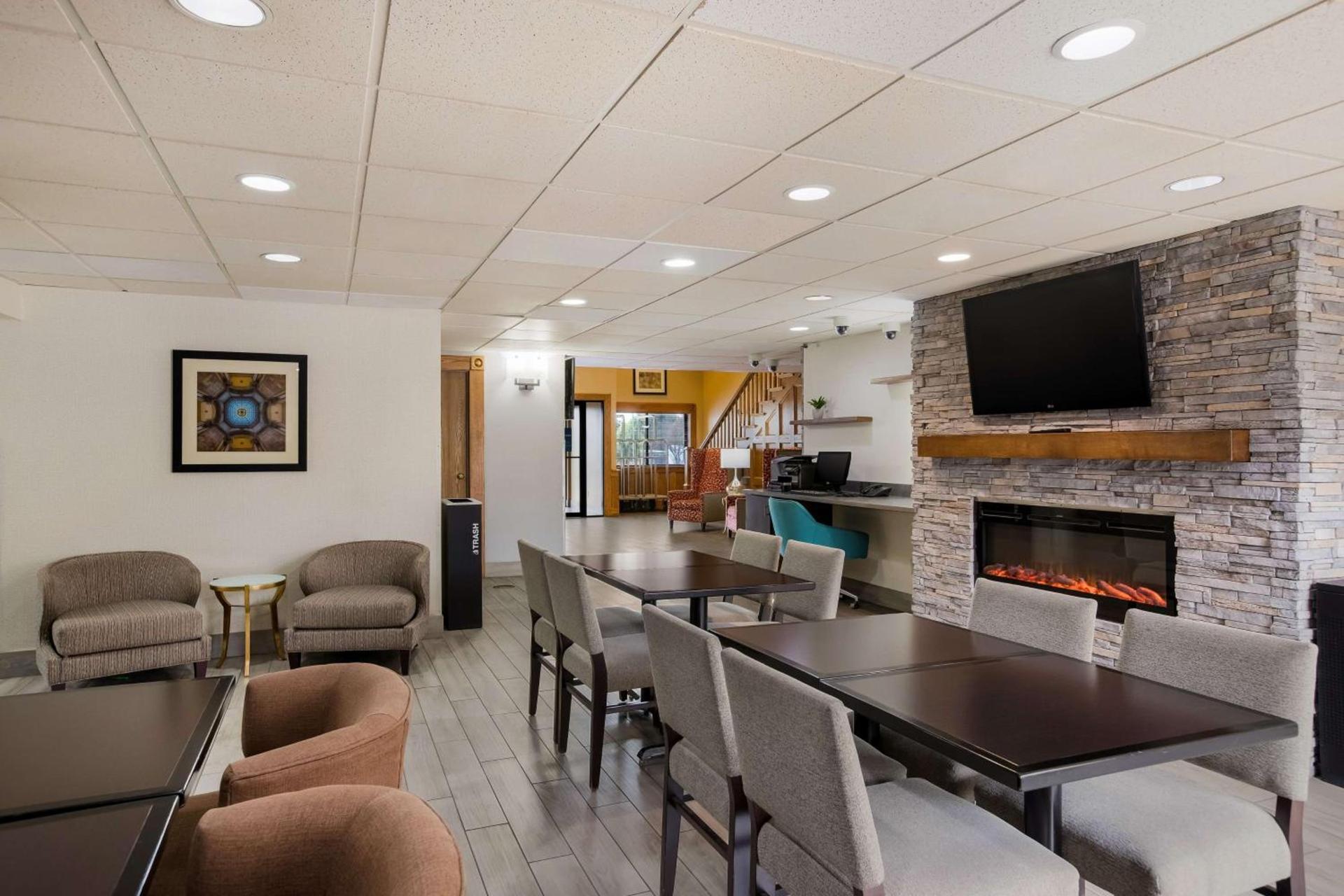 Best Western Kendallville Inn photo 6