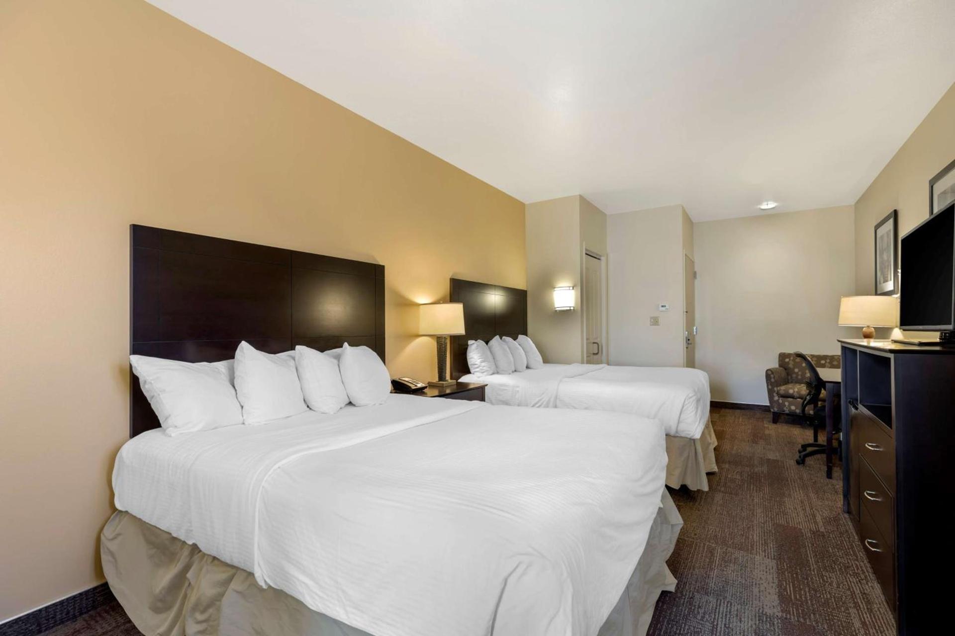 Best Western Pioneer photo 16