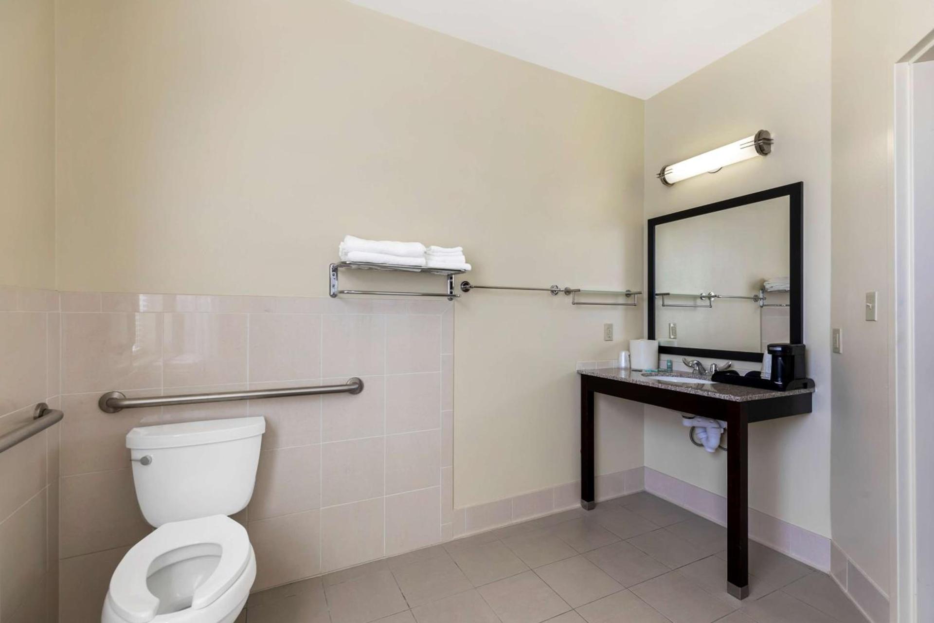 Best Western Pioneer photo 23